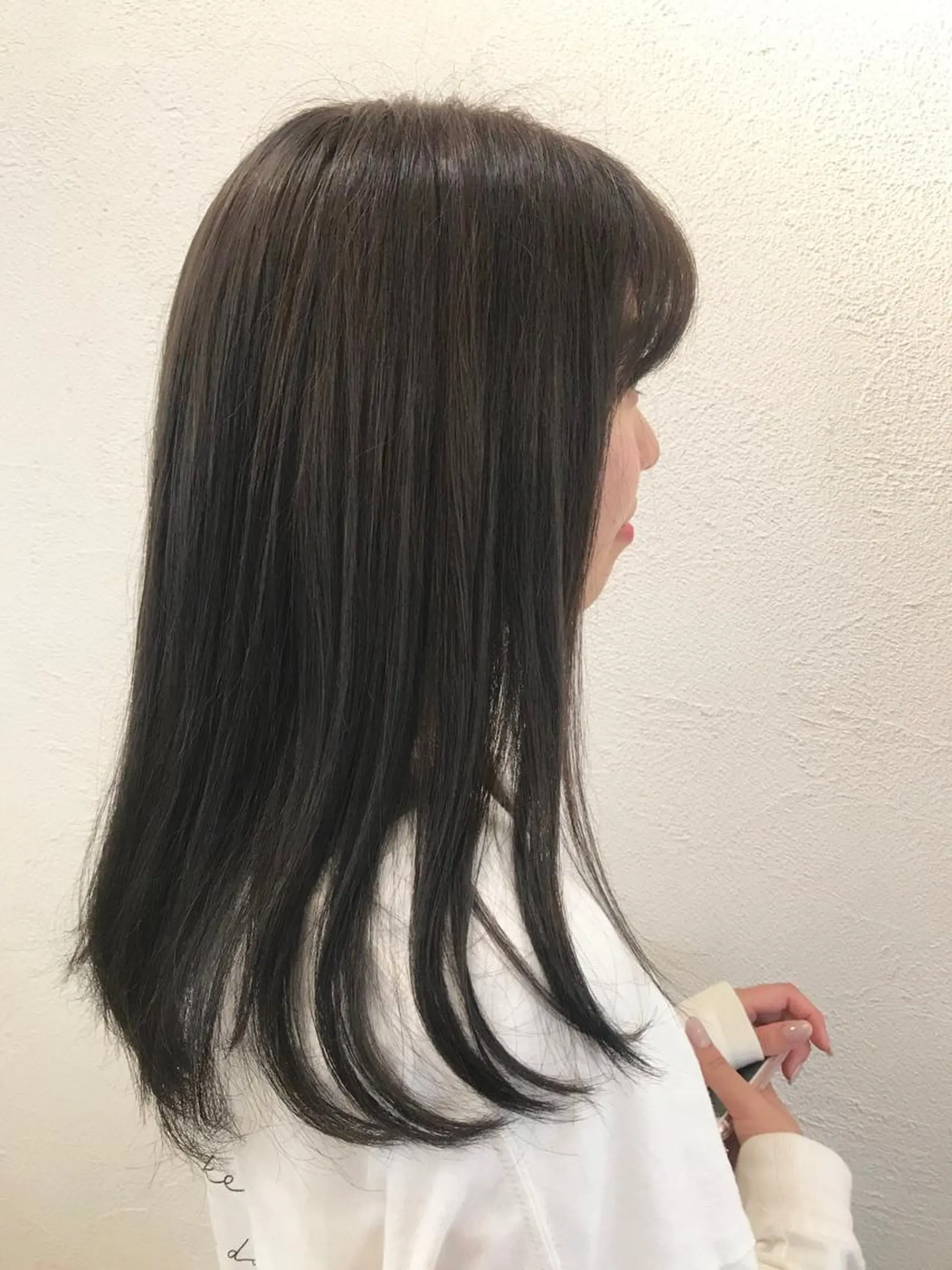 セミロング カラー ダークグレー ダークグレージュ グレージュ Neolive Cava 相模大野店所属・sola: neoliveのヘアスタイル