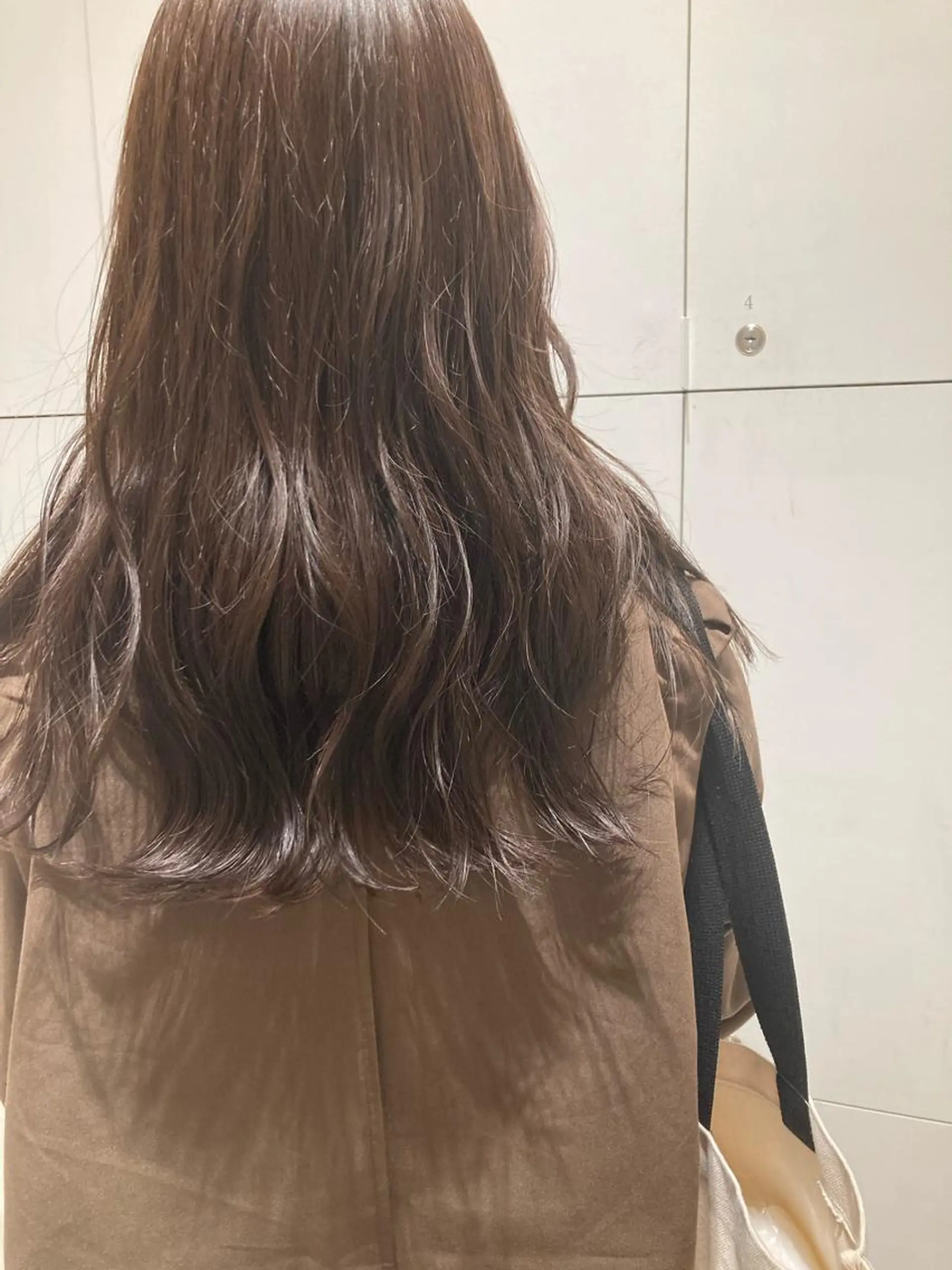 ロング カラー ヘアカラー オリーブカラー🫧 nanohaのヘアスタイル