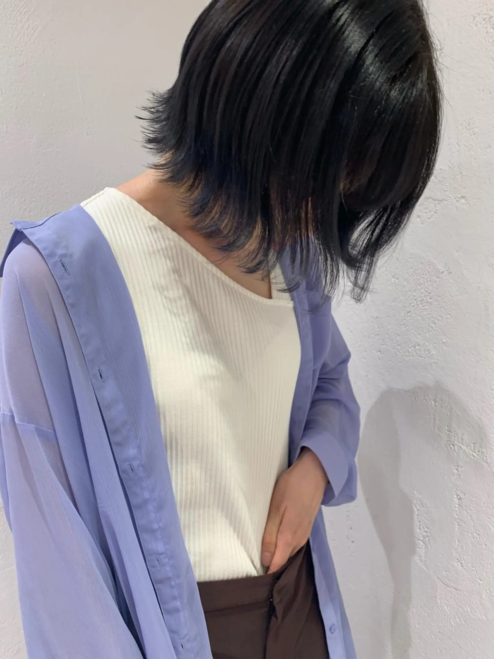 ミディアム カラー ヘアアレンジ アッシュ ブリーチ ブルーカラー ブルーアッシュ 🫧透明感カラー/ ボブ/小笠原🪽のヘアスタイル