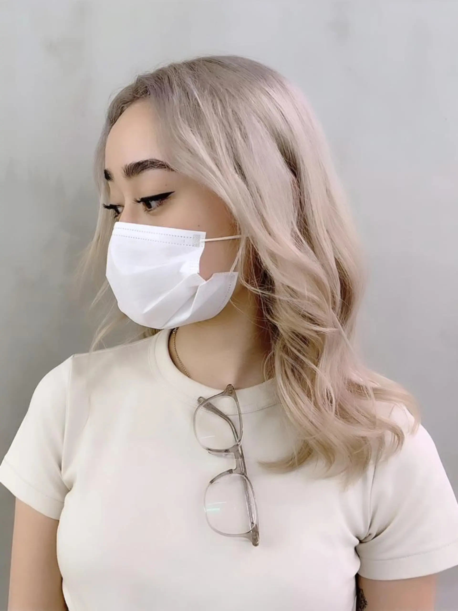 ミディアム カラー パーマ アイブロウ マツエク・マツパ ネイル yelm ［official］のヘアスタイル