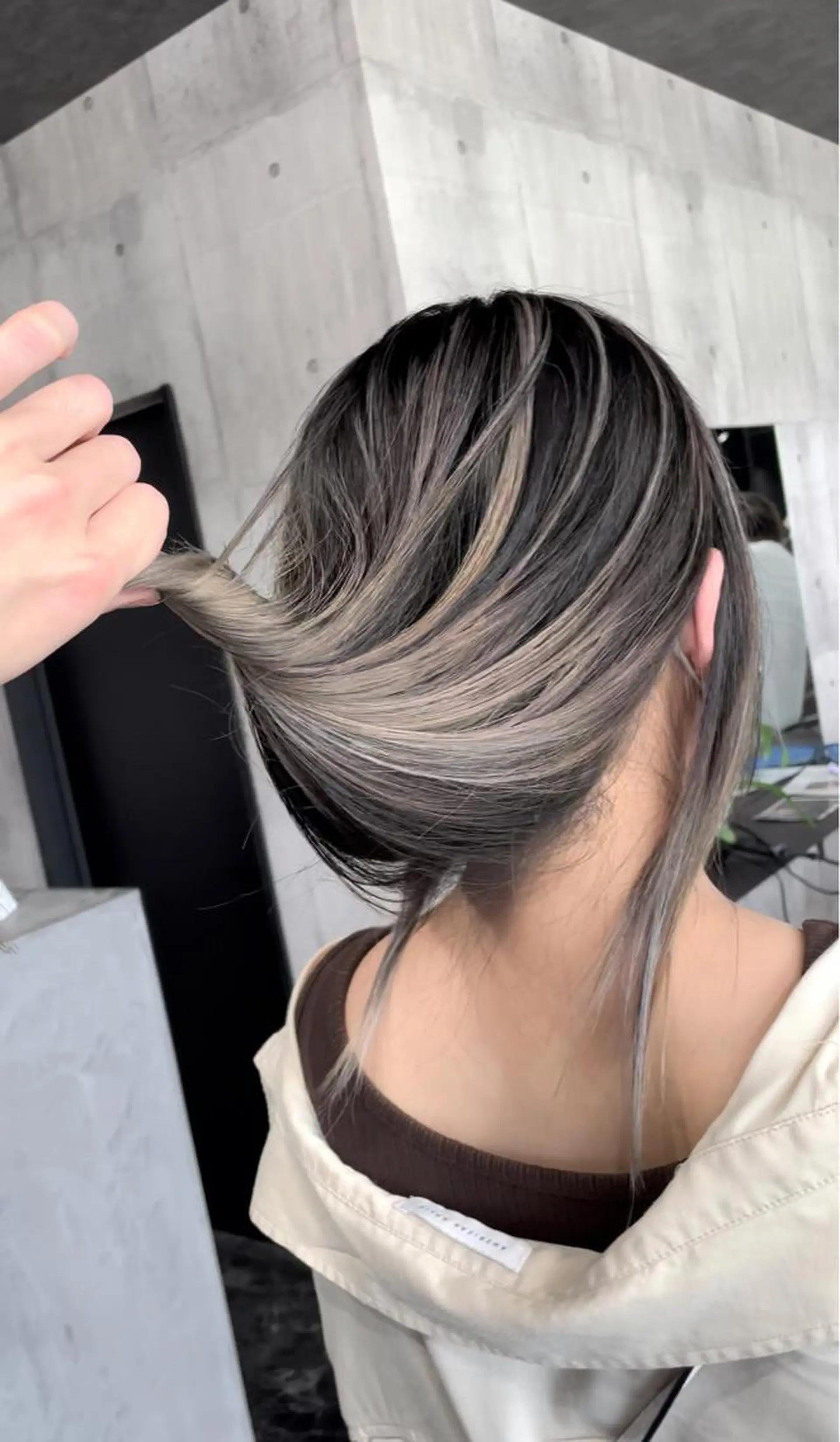 カラー ヘアカラー トリートメント REGOLITH （レゴリス）所属・山田隆成/韓国カット バレ、ハイライト得意のヘアスタイル