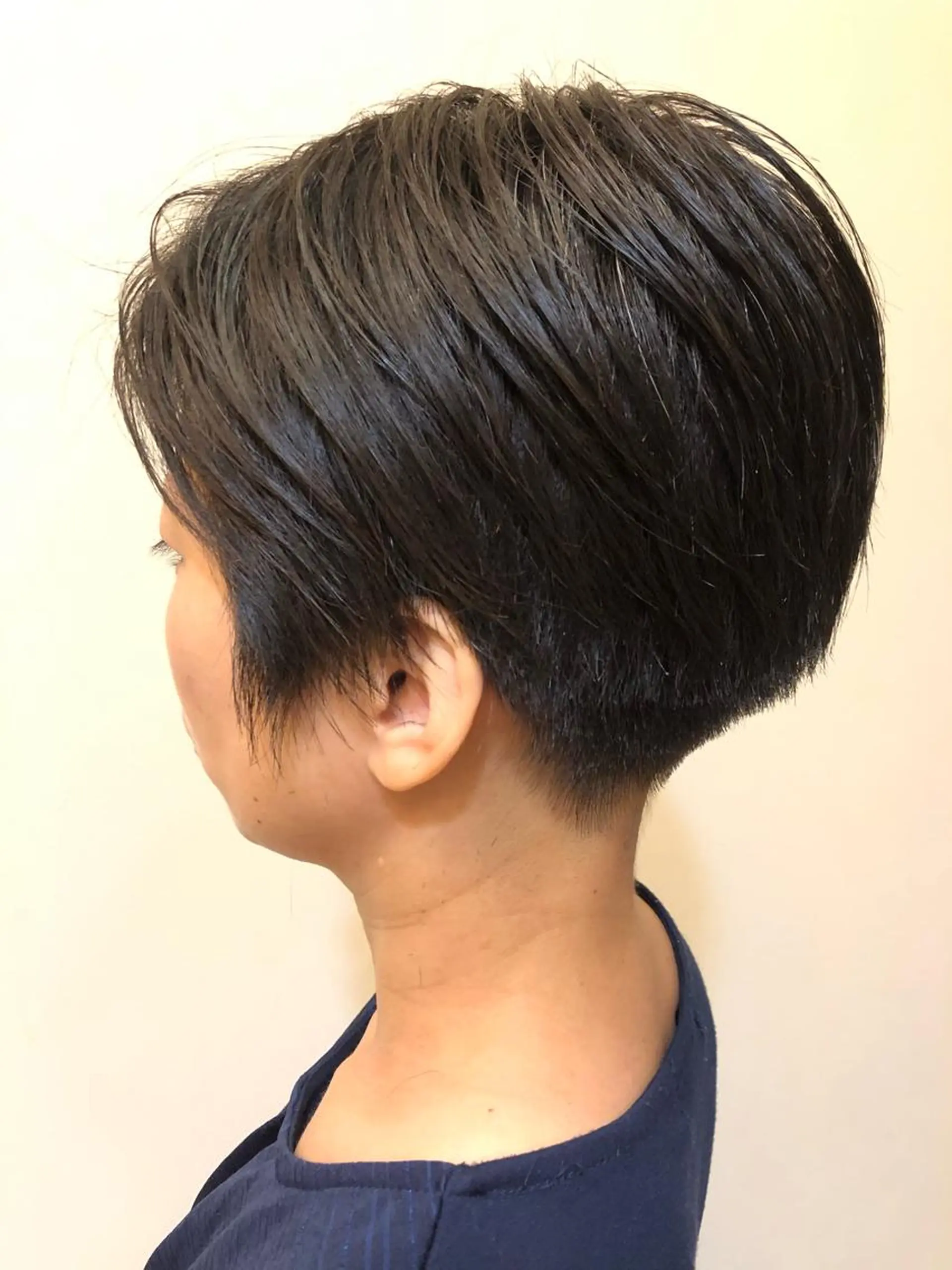 ショート 本多 美羽のヘアスタイル