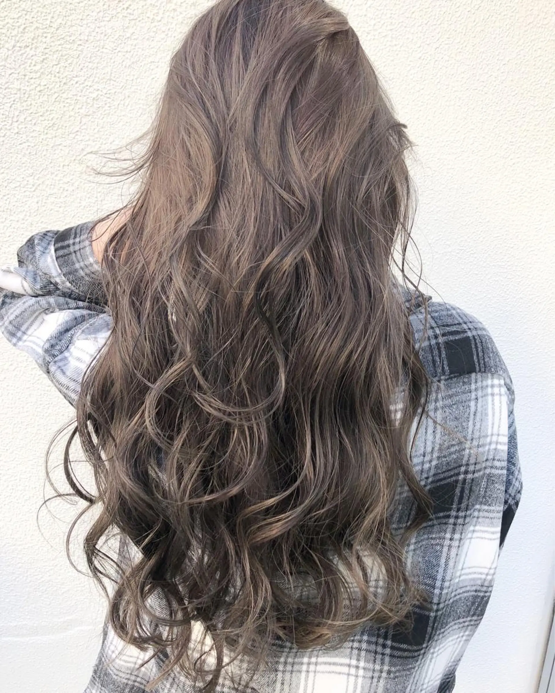 ロング カラー グレージュ レイヤーカット BLend 渋谷のヘアスタイル