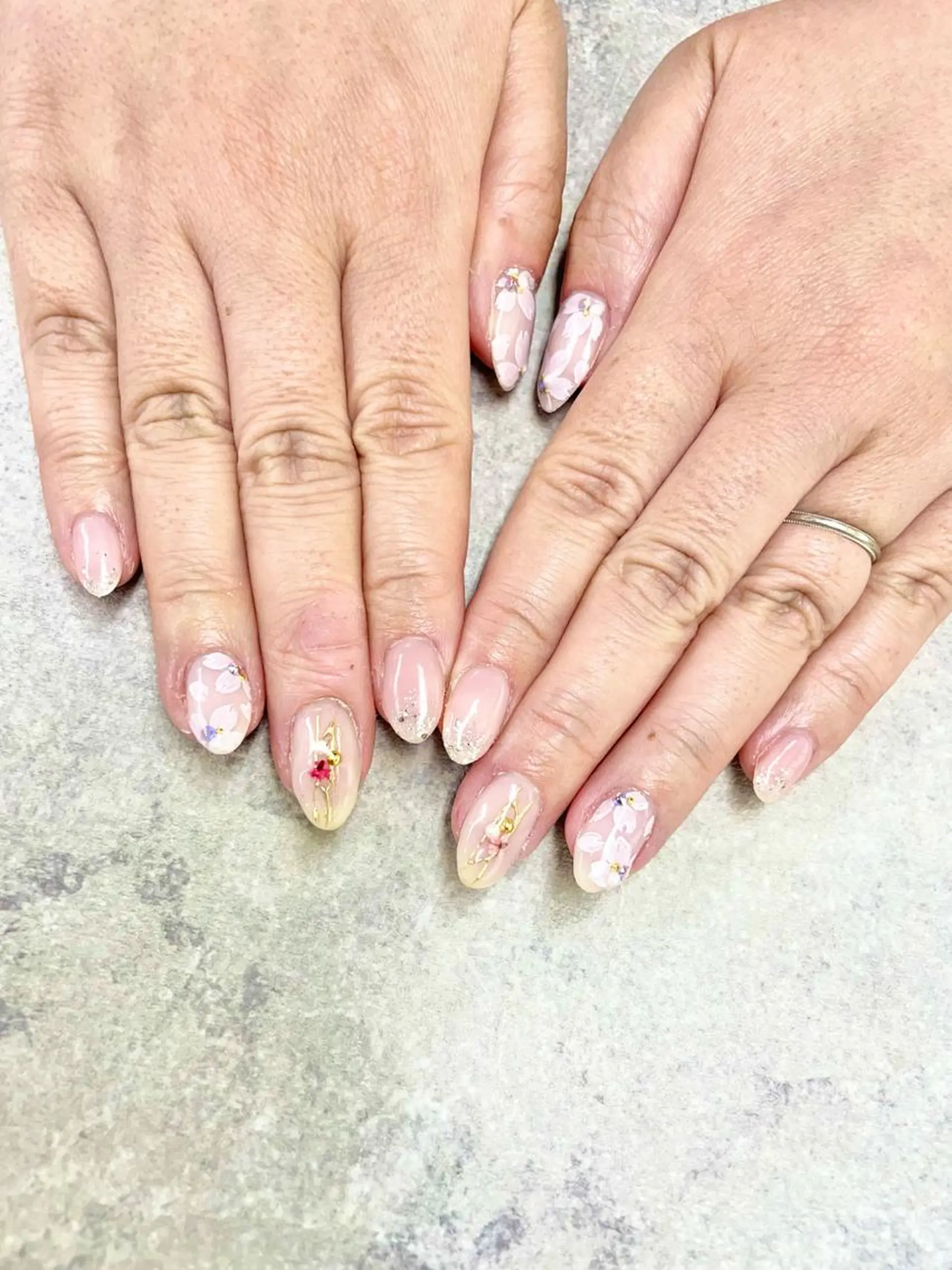 ネイル アートネイル ジェルネイル オフィスネイル 春ネイル 夏ネイル ハンドネイル ハンドケア FASTNAIL PLUS 新宿店のネイルデザイン