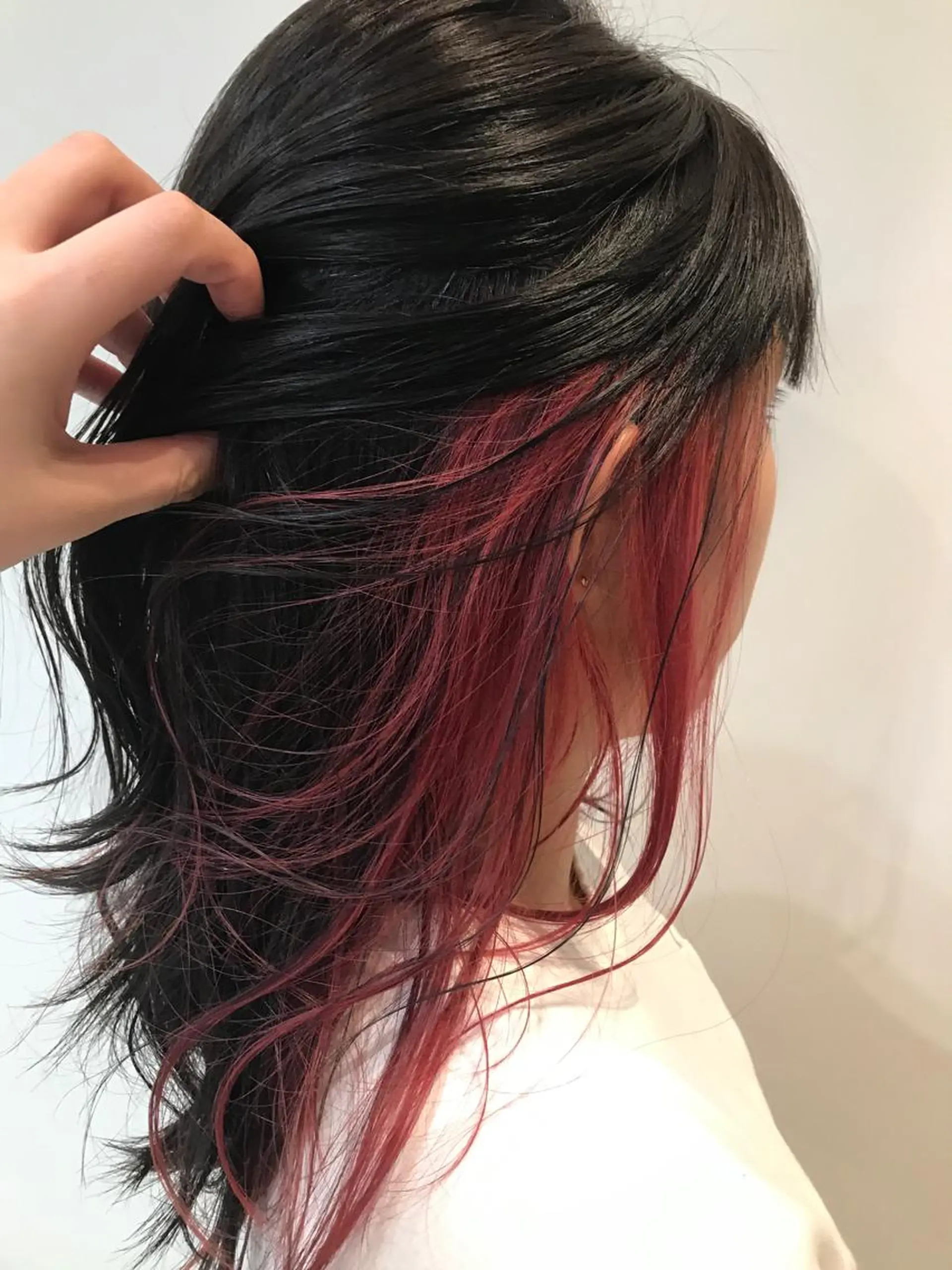 セミロング カラー インナーカラー ヘアカラー 入江 志穂のヘアスタイル