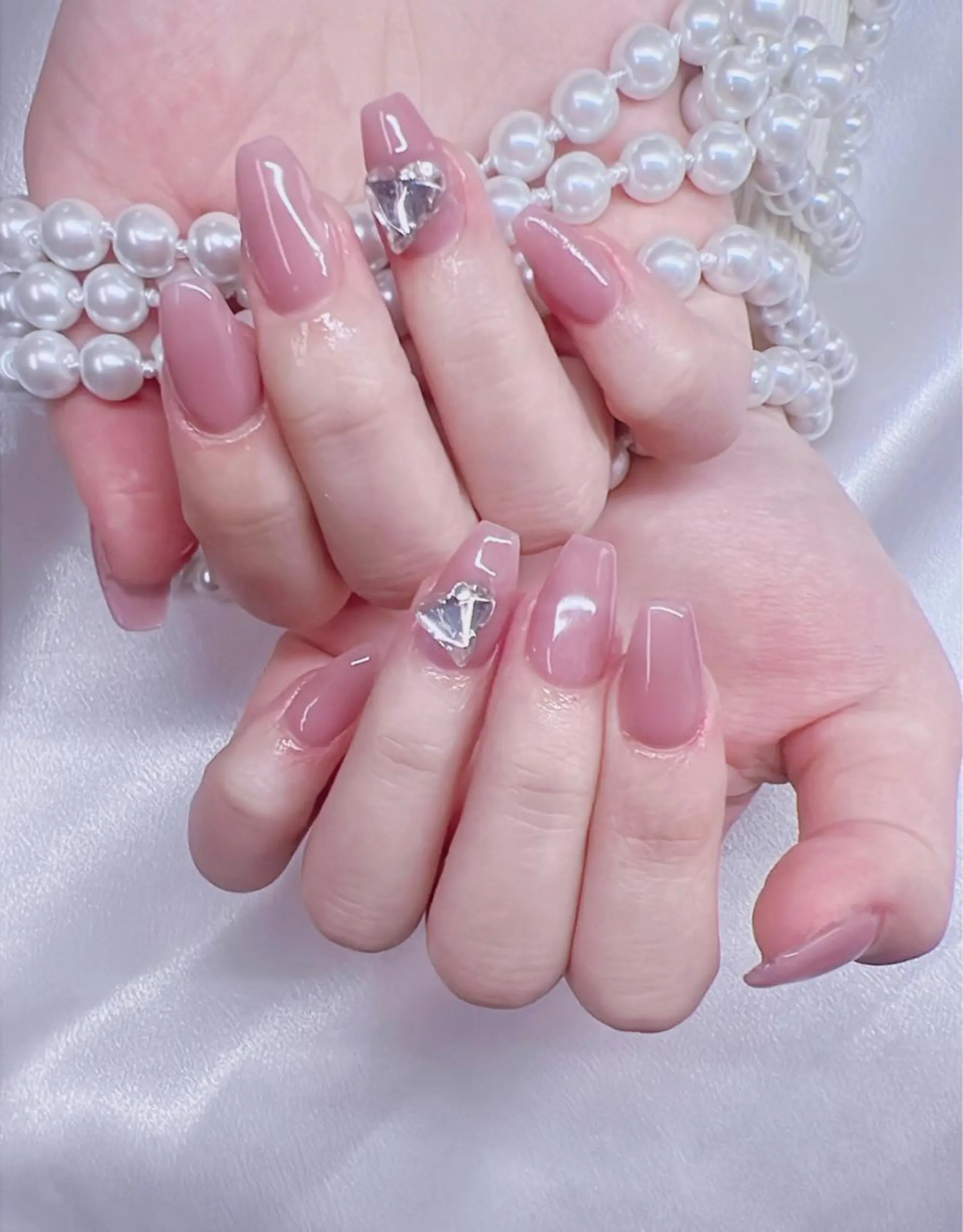 ネイル チークネイル 長さ出し フレンチネイル マグネットネイル 持ち込み ハンドネイル She   Nail所属・ISA_ BELLAのネイルデザイン