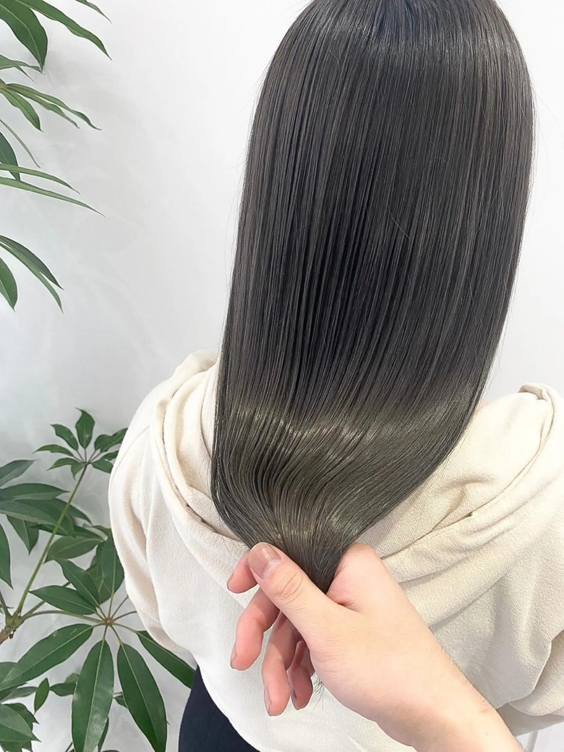 ロング カラー 髪質改善 湯田実津希🤎 ﾐﾙｸﾃｨ専門のヘアスタイル