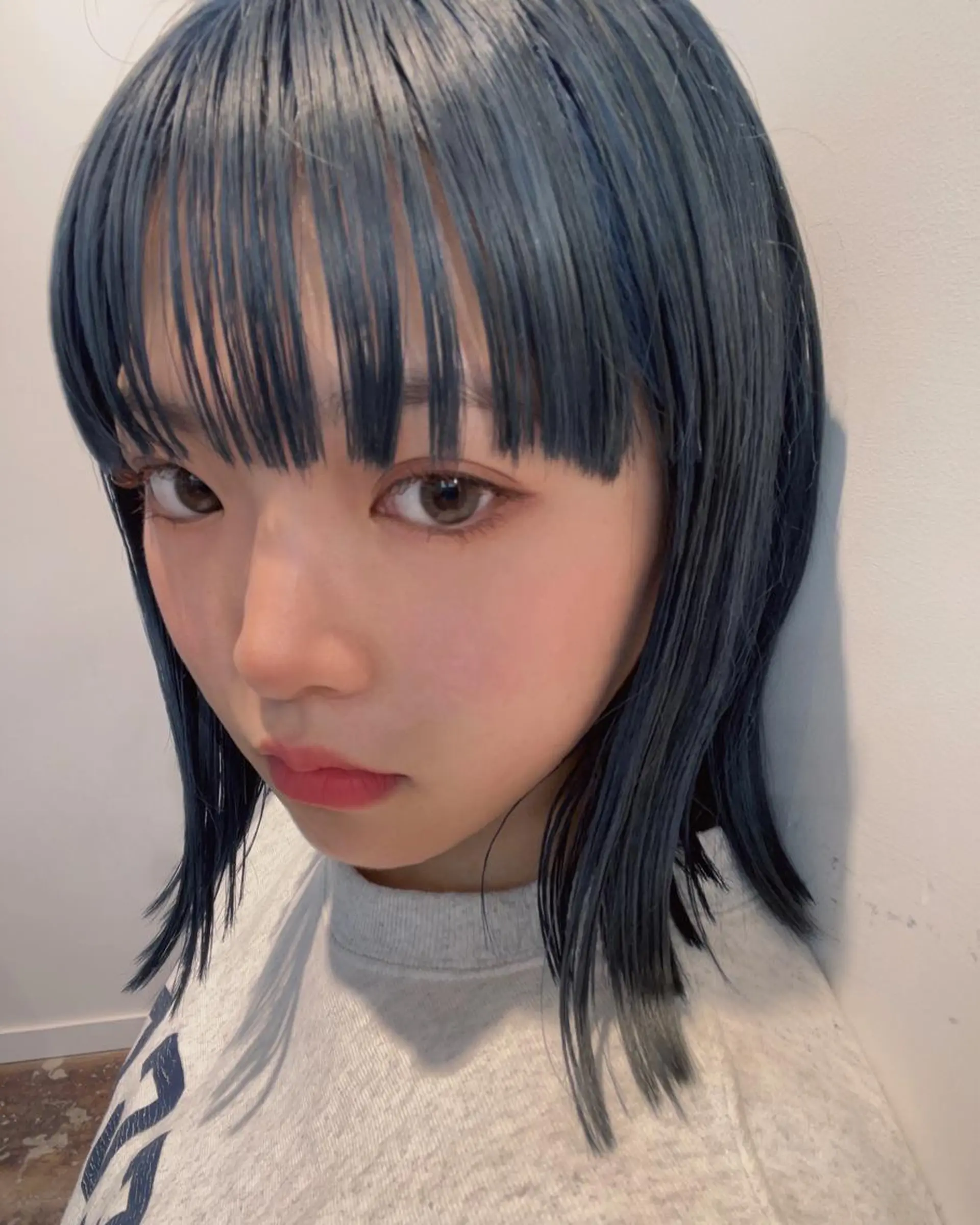 カラー ブリーチ ブルーカラー ☑️aiko【艶 カラー・ショート募】のヘアスタイル