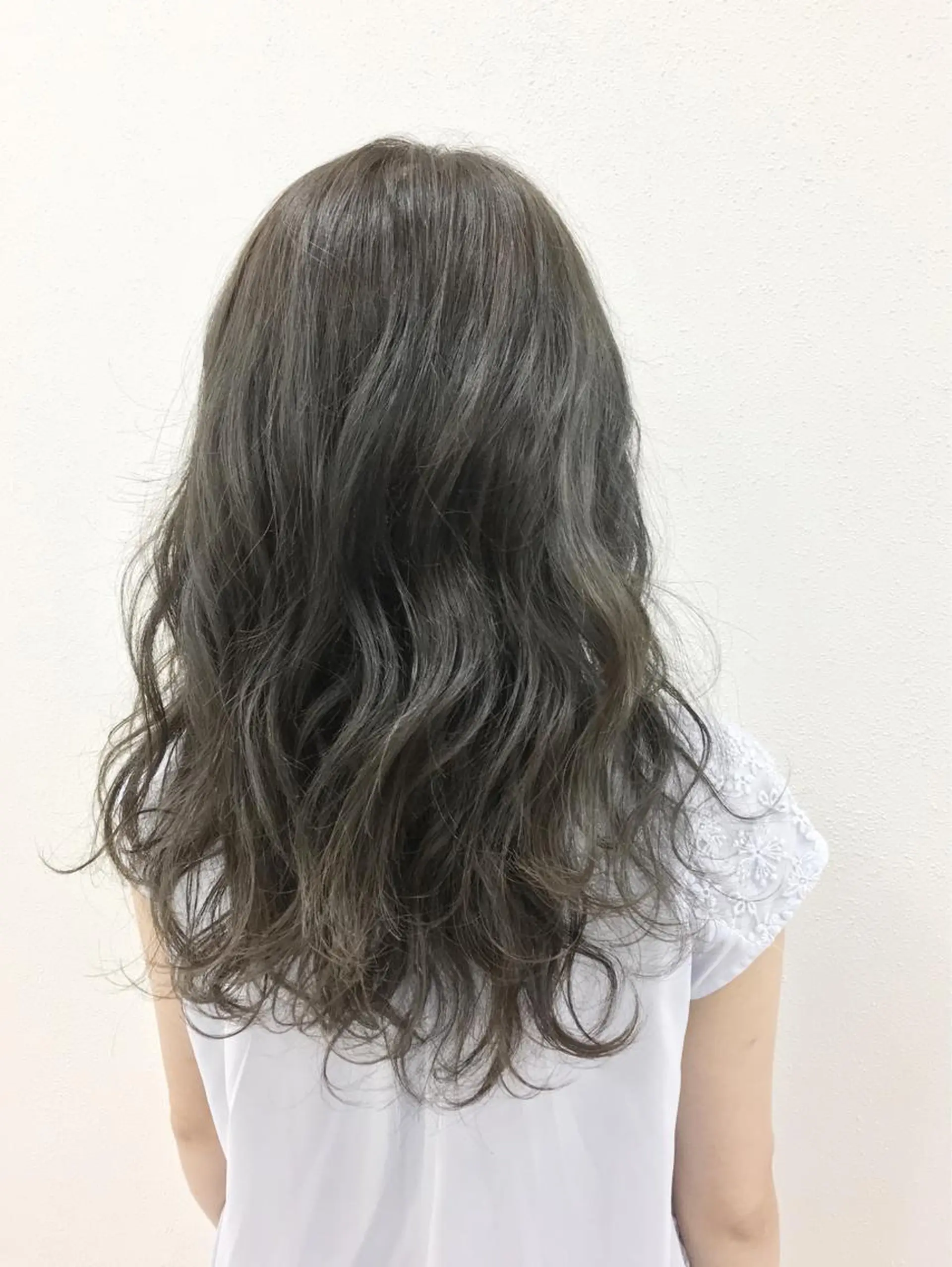 ロング カラー ブルーカラー ブルージュ 透明感カラー 【t.a.g（タグ）】所属・ノンダメージ髪質改善 カラー💎/KURAのヘアスタイル