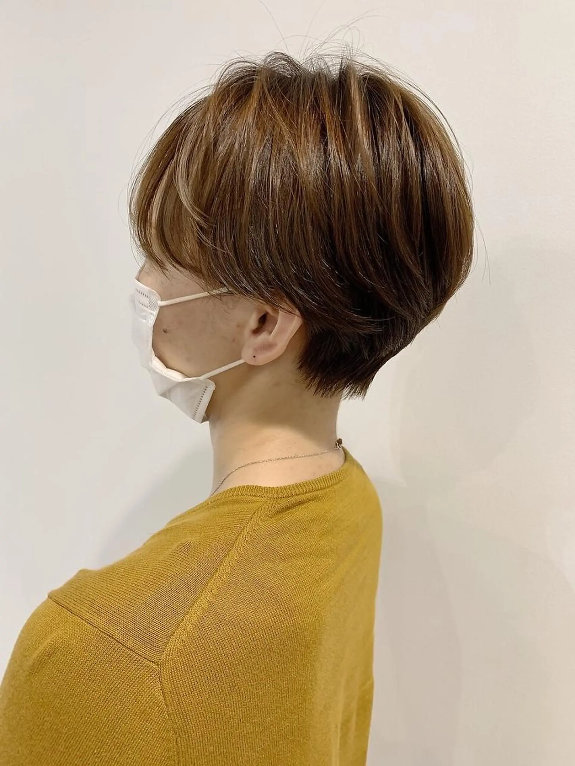 ショート カラー 小顔カット 永岡 はるのヘアスタイル