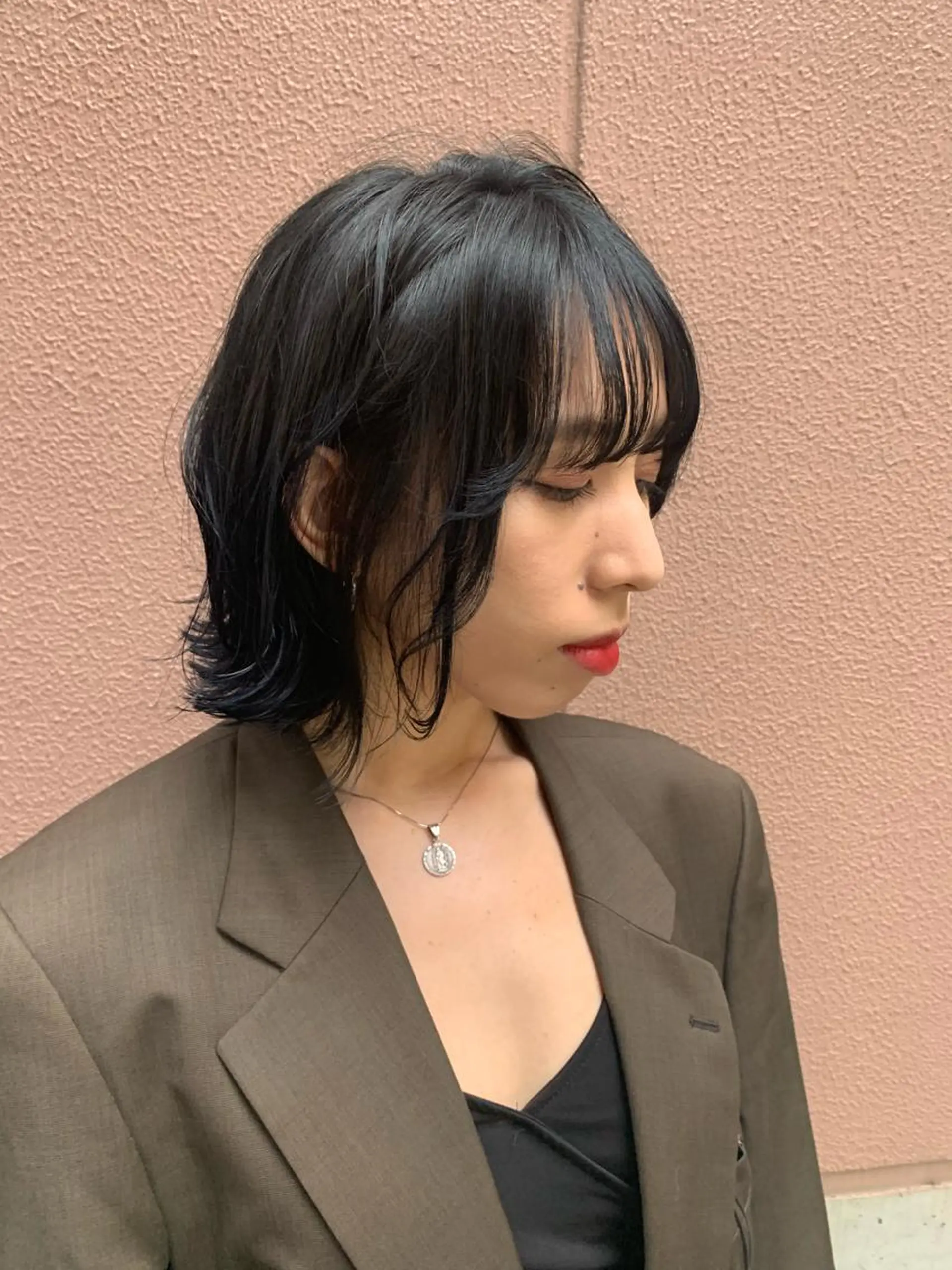 ショート カラー パーマ ヘアアレンジ ブルーカラー ネイビーカラー ヘアカラー トリートメント 顔周りcut・ご相談 =新宿しずく🇰🇷のヘアスタイル