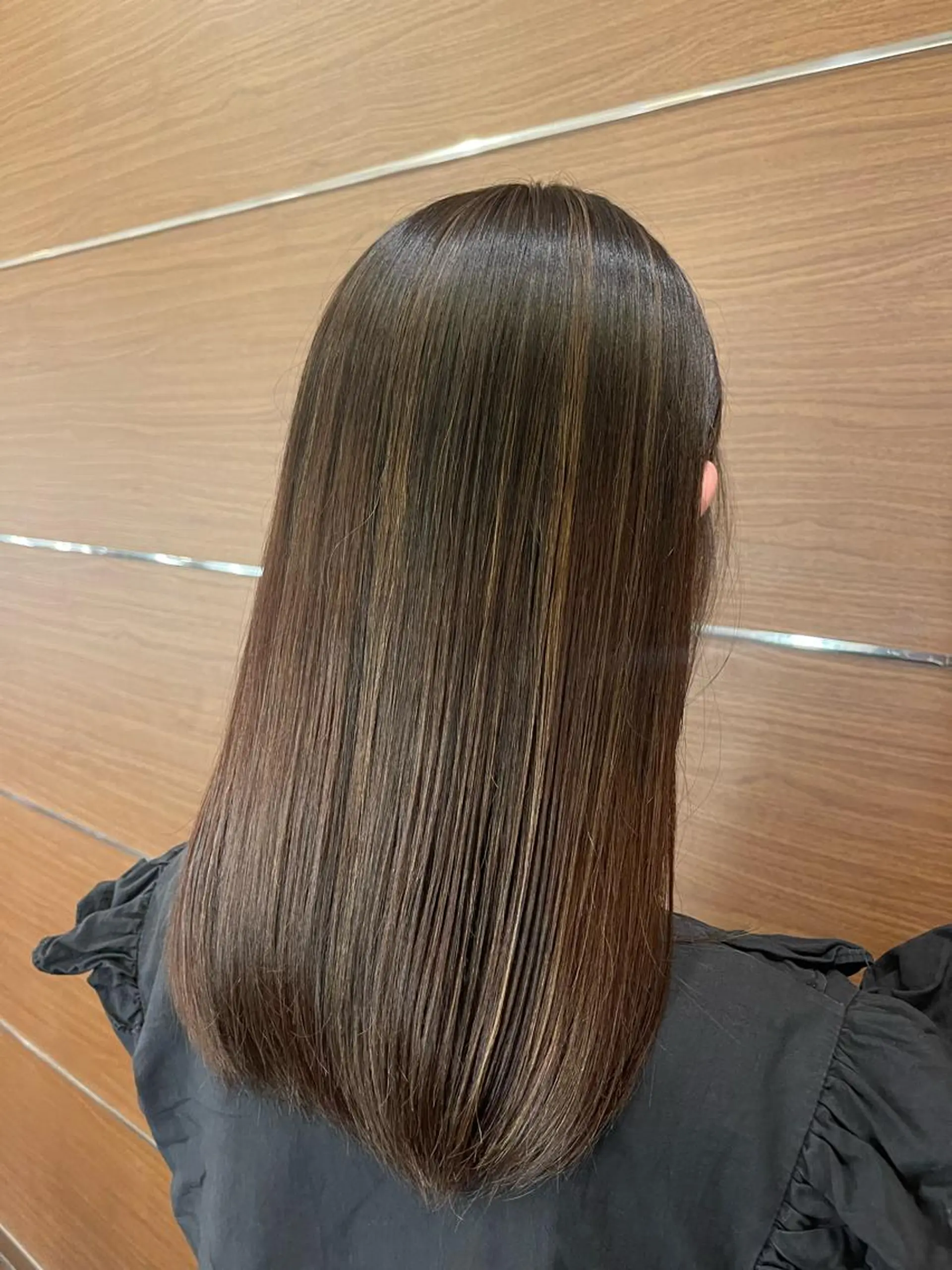 セミロング カラー 縮毛矯正 吉田 優里のヘアスタイル