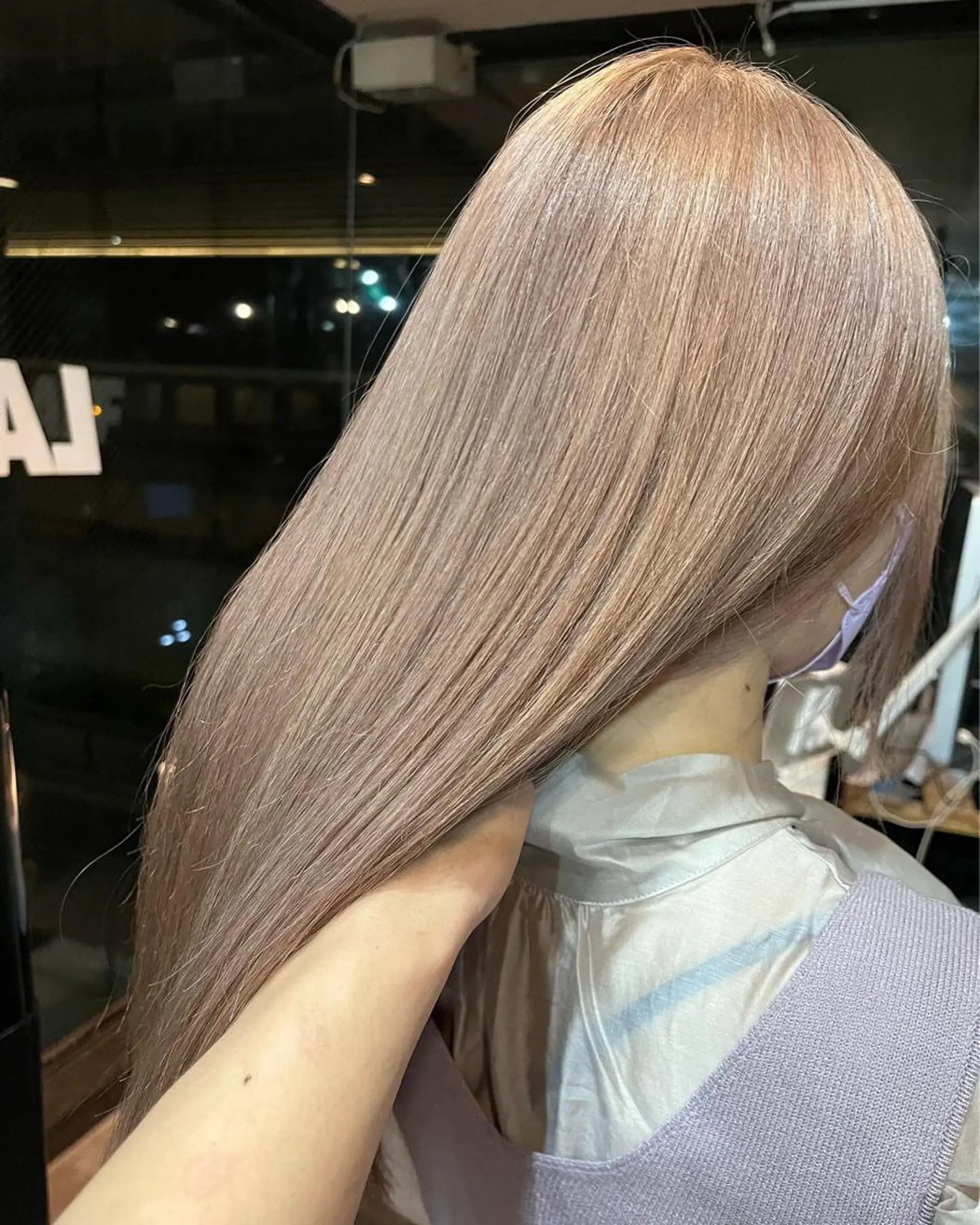 ロング カラー ベージュカラー ミルクティーベージュ alpha. カラーエクステ下妻のヘアスタイル