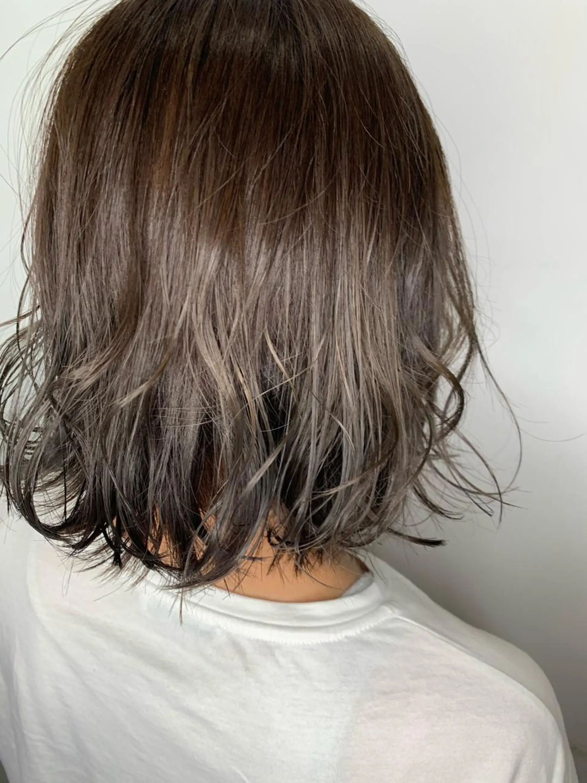 カラー グレージュ 艶髪／クロスパーマ ♡Tsuzumiのその他イメージ