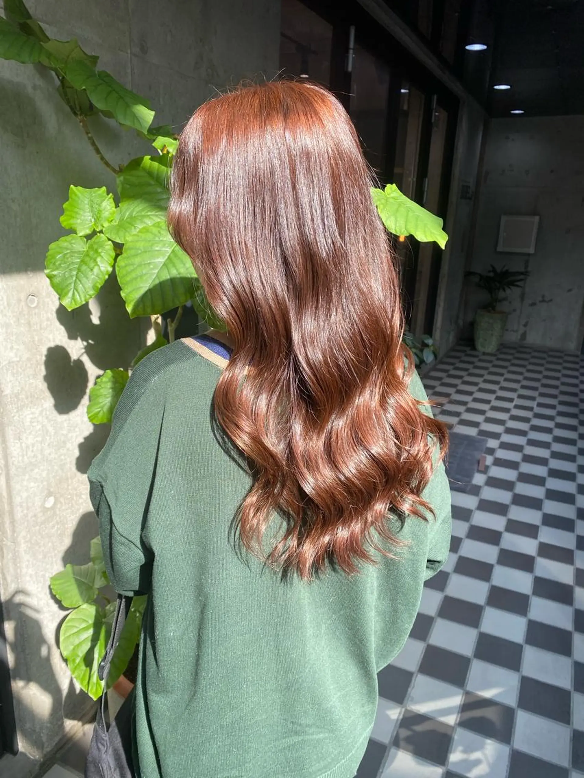 ロング ヘアカラー トリートメント 🦋MAHO🦋 デザインカラーのヘアスタイル