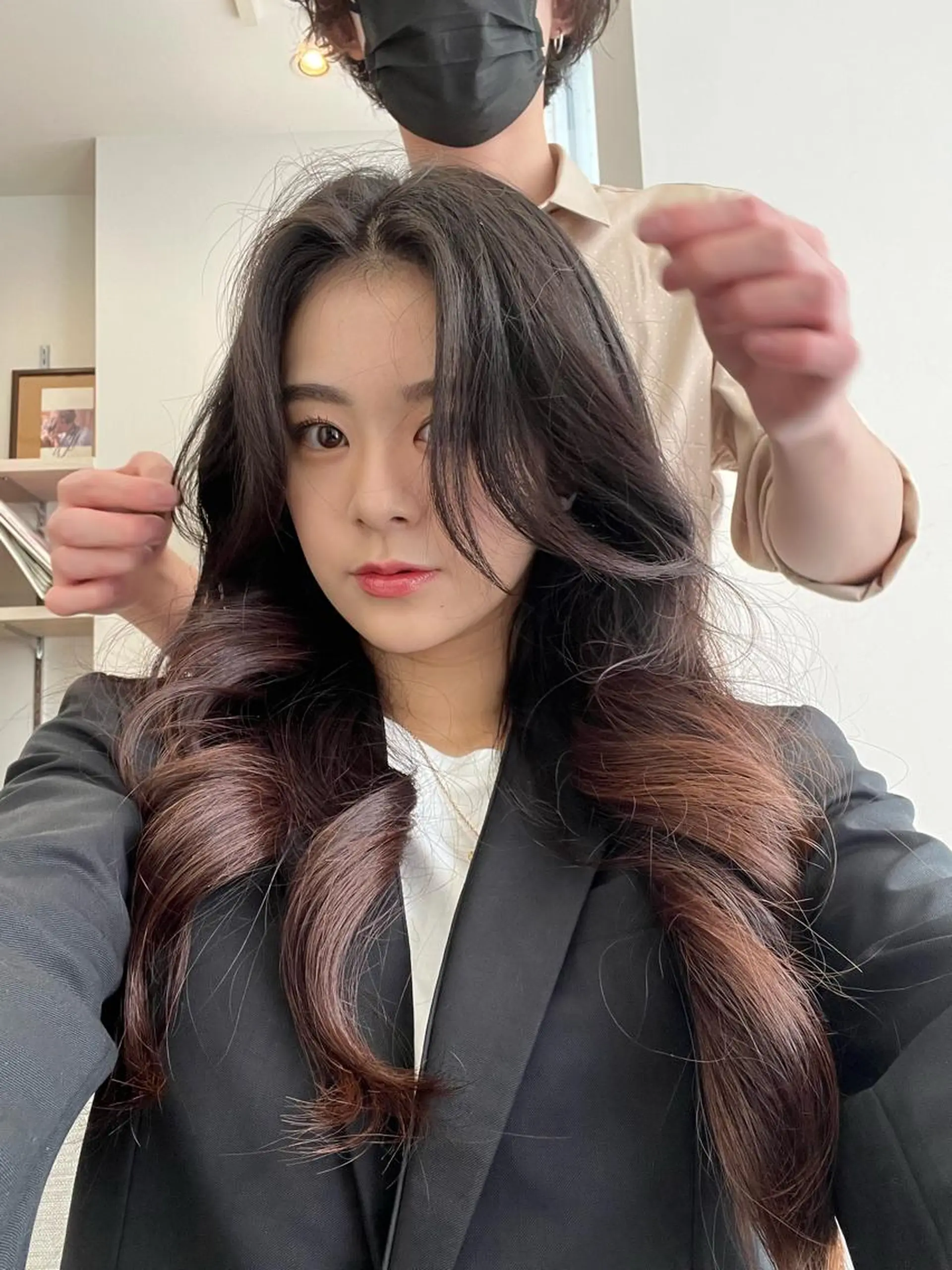 ロング uni原宿所属・韓国ヘア レイヤーカットのヘアスタイル