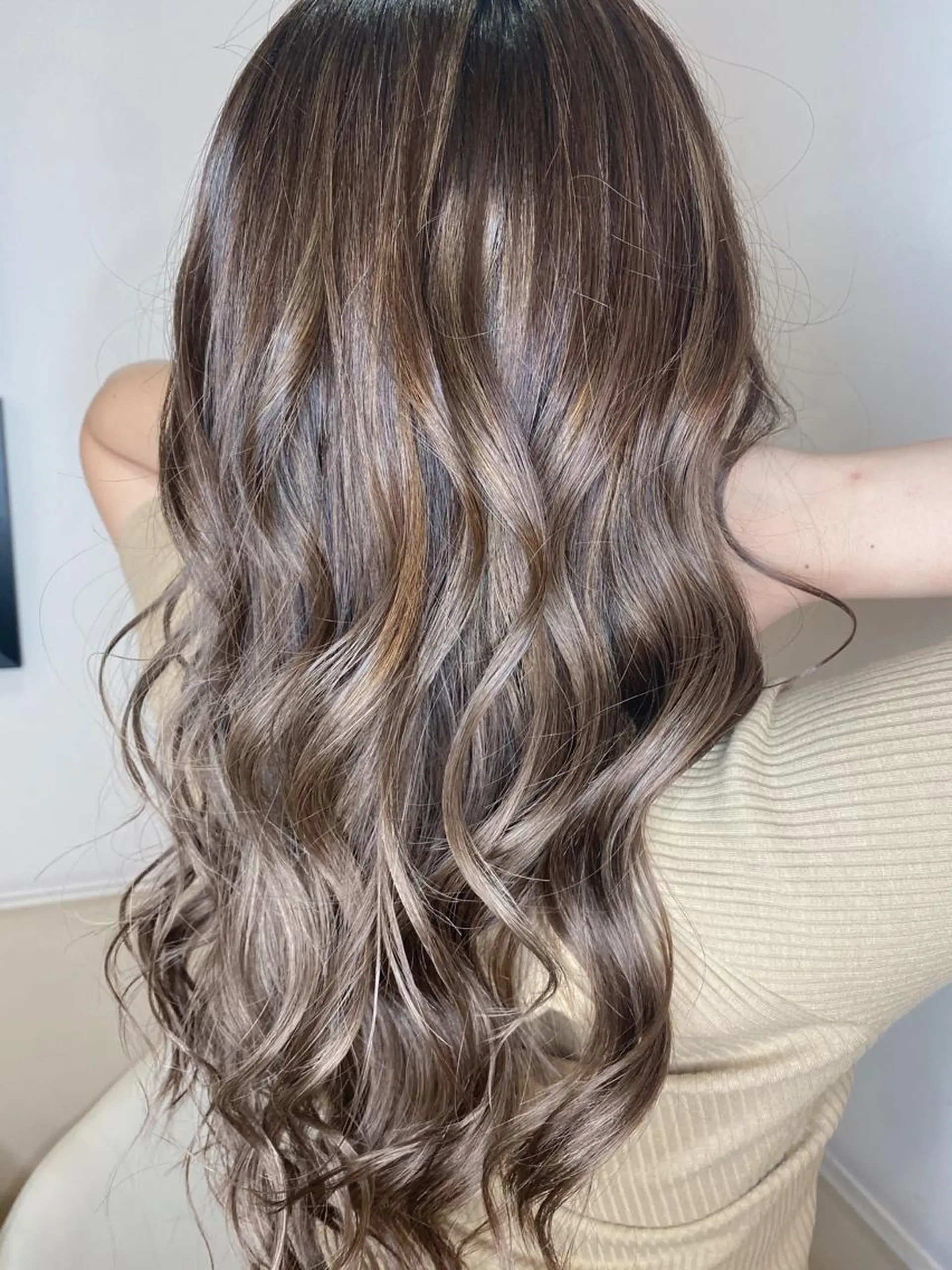 ロング カラー ブリーチ カット ヘアカラー トリートメント 髪質改善×矯正🫧 韓国ヘアasamiのヘアスタイル