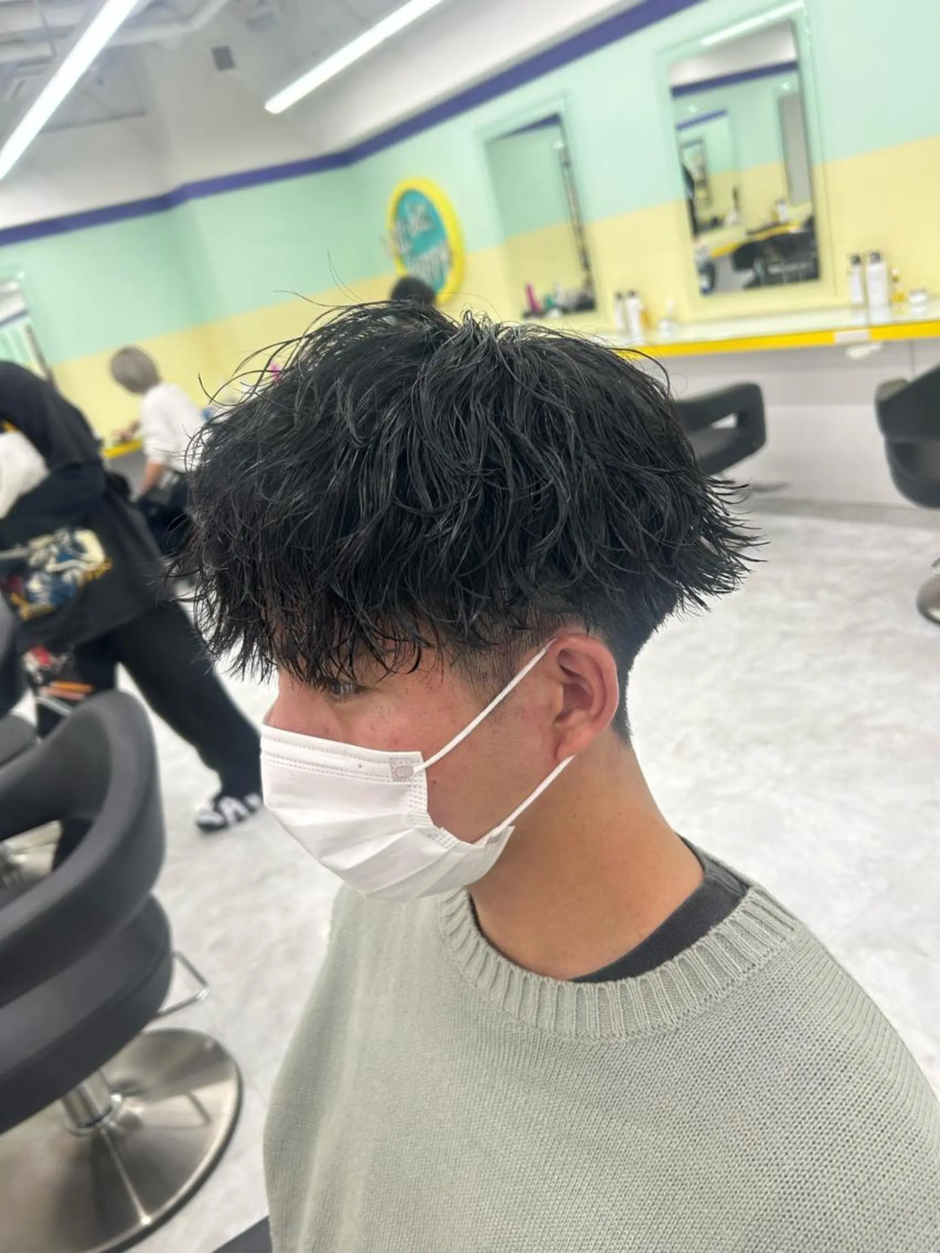 ショート カラー パーマ ヘアアレンジ メンズ キッズ ネイル マツエク・マツパ アイブロウ メンズパーマ 波巻きパーマ カット パーマ トリートメント メンズ指名No. 1 🔥Riku🔥のヘアスタイル