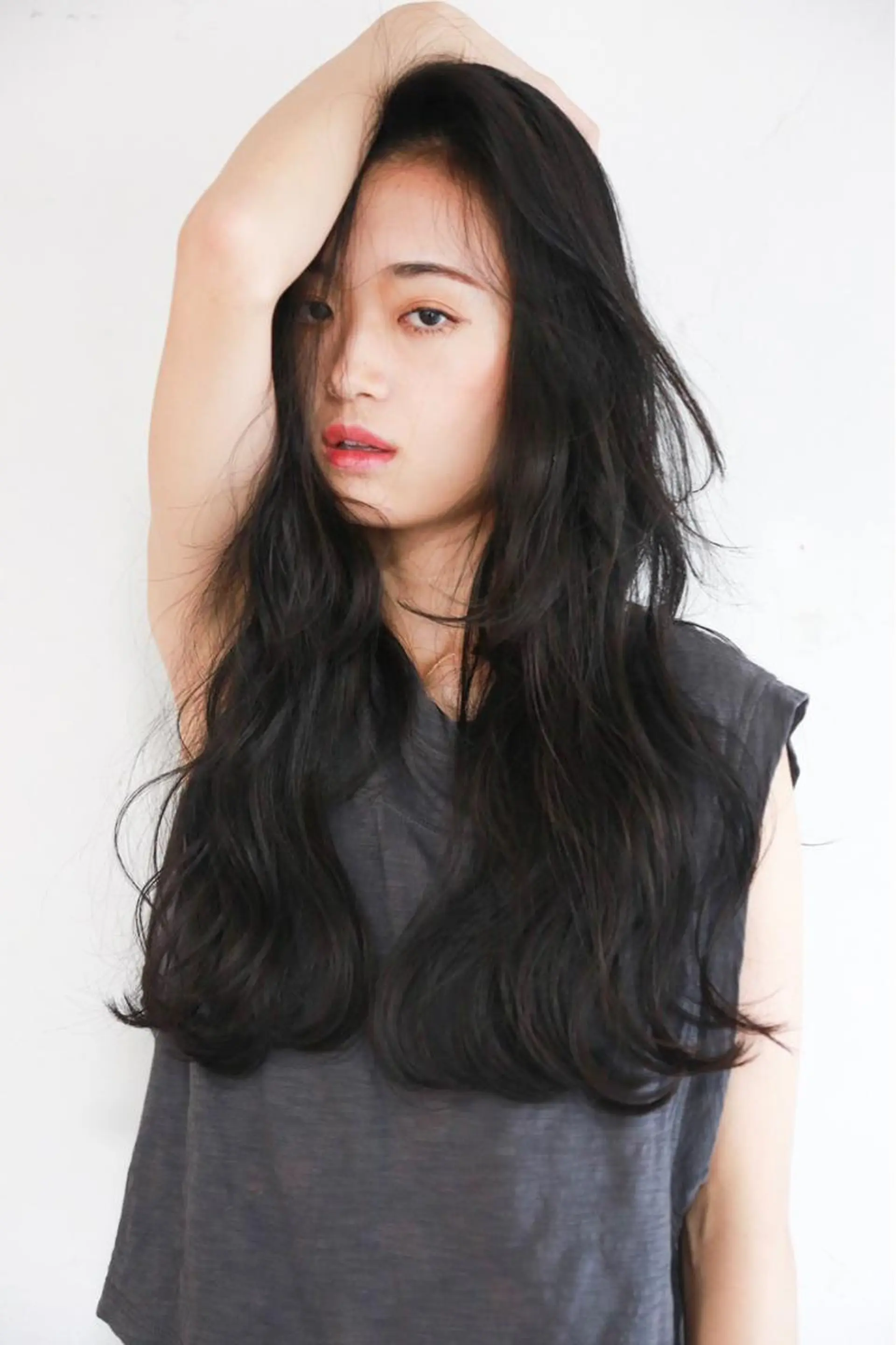 ロング カラー 平 ちひろのヘアスタイル