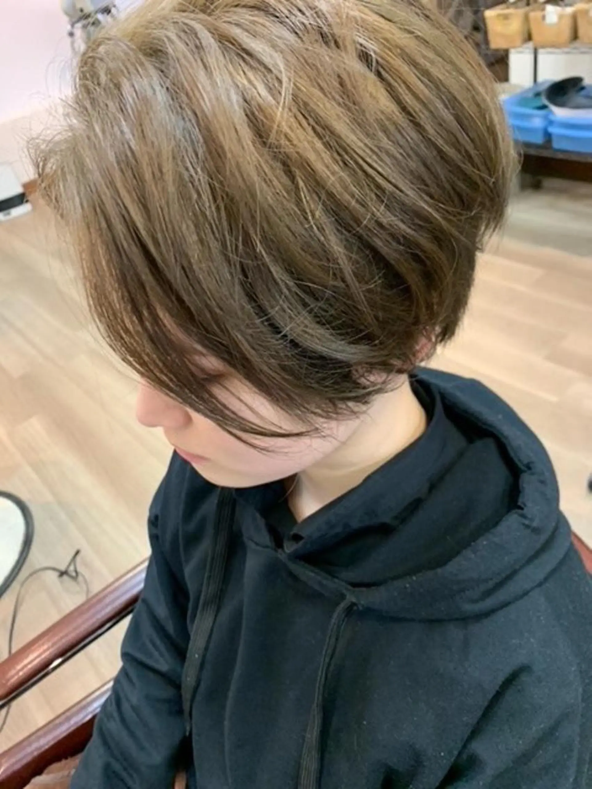 ショート カット ヘアカラー chill out 南塚口本店のヘアスタイル