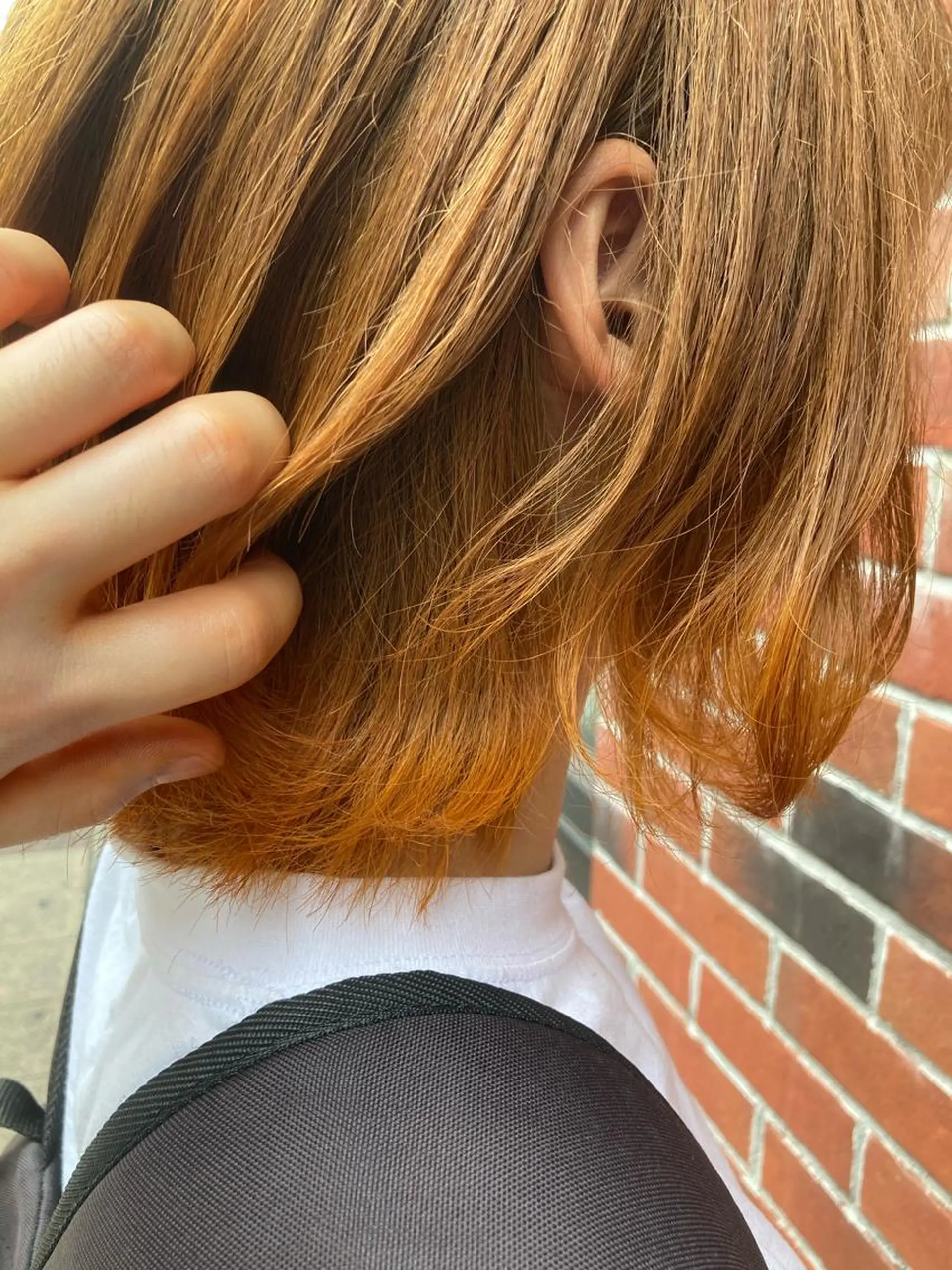 ショート カラー ベージュカラー ブリーチ グラデーションカラー ハイトーンカラー オレンジ ヘアカラー トリートメント 髪質改善/痛ませ ないカラー/西村航大のヘアスタイル