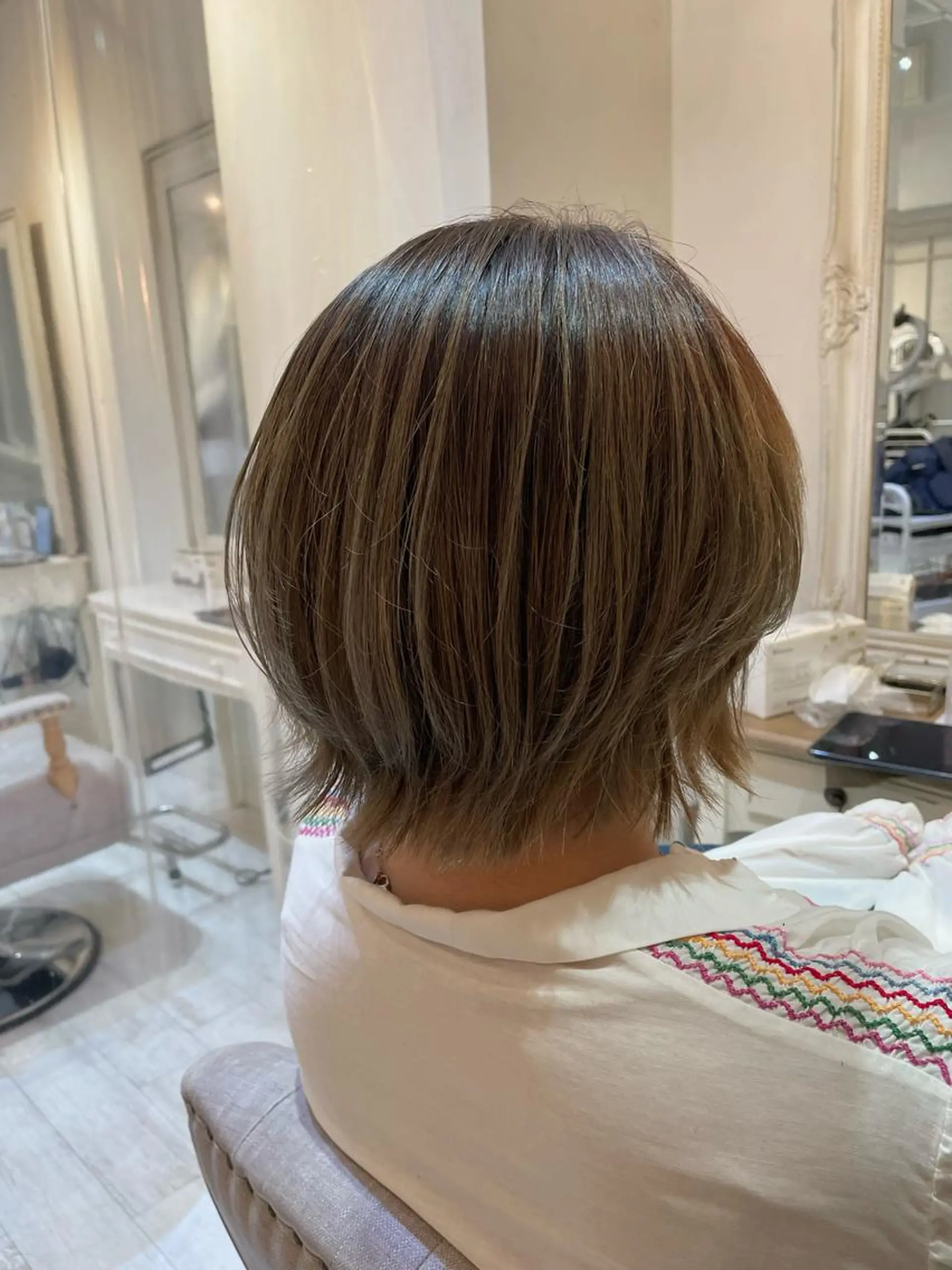 ショート カラー カット トリートメント ヘッドスパ 池田 桃子のヘアスタイル
