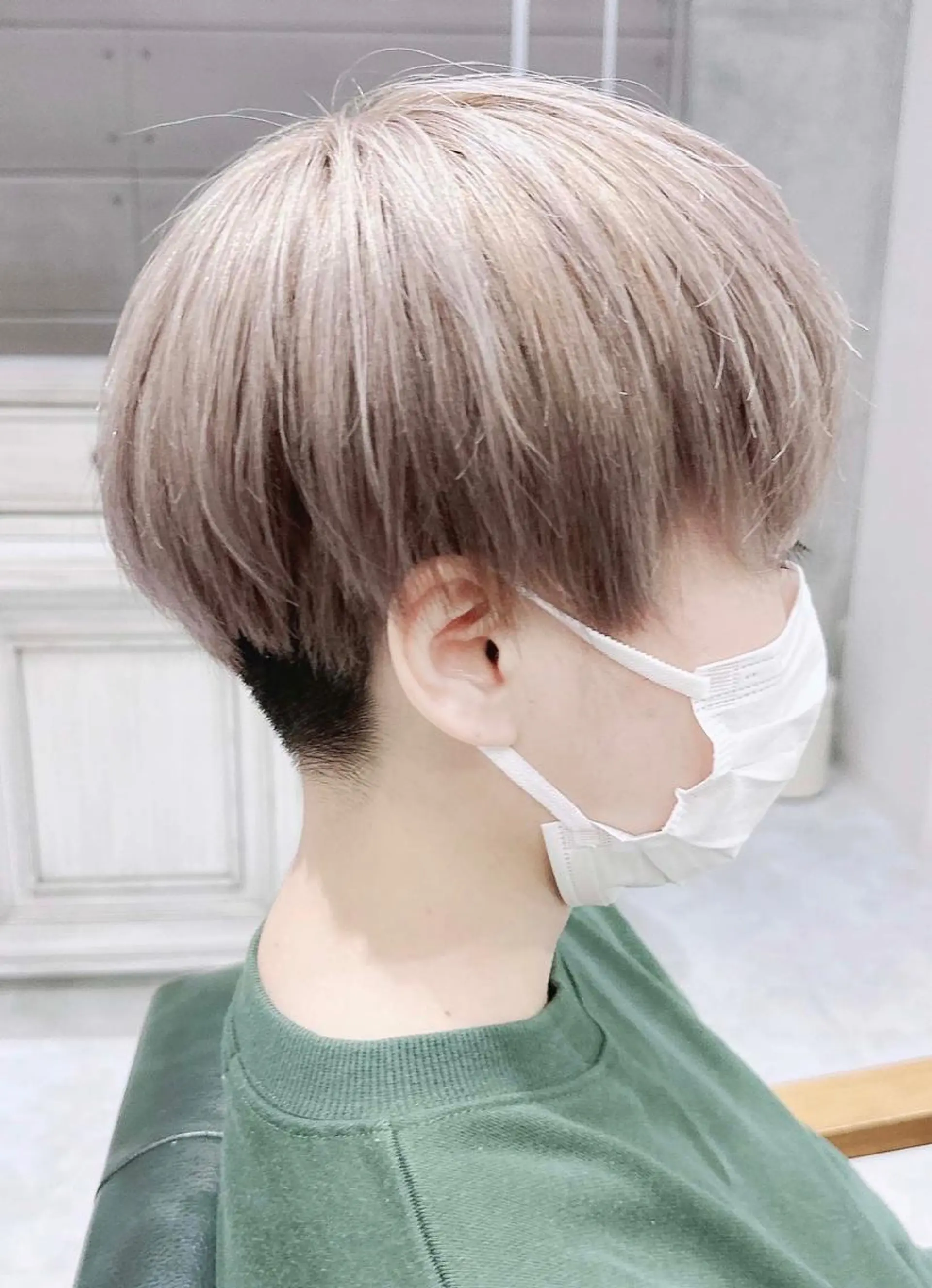 ショート カラー ヘアアレンジ メンズ メンズブリーチ メンズ韓国風 韓国マッシュ マッシュ ツーブロック 𝐑𝐈𝐍𝐊𝐀 🐷🖤のヘアスタイル