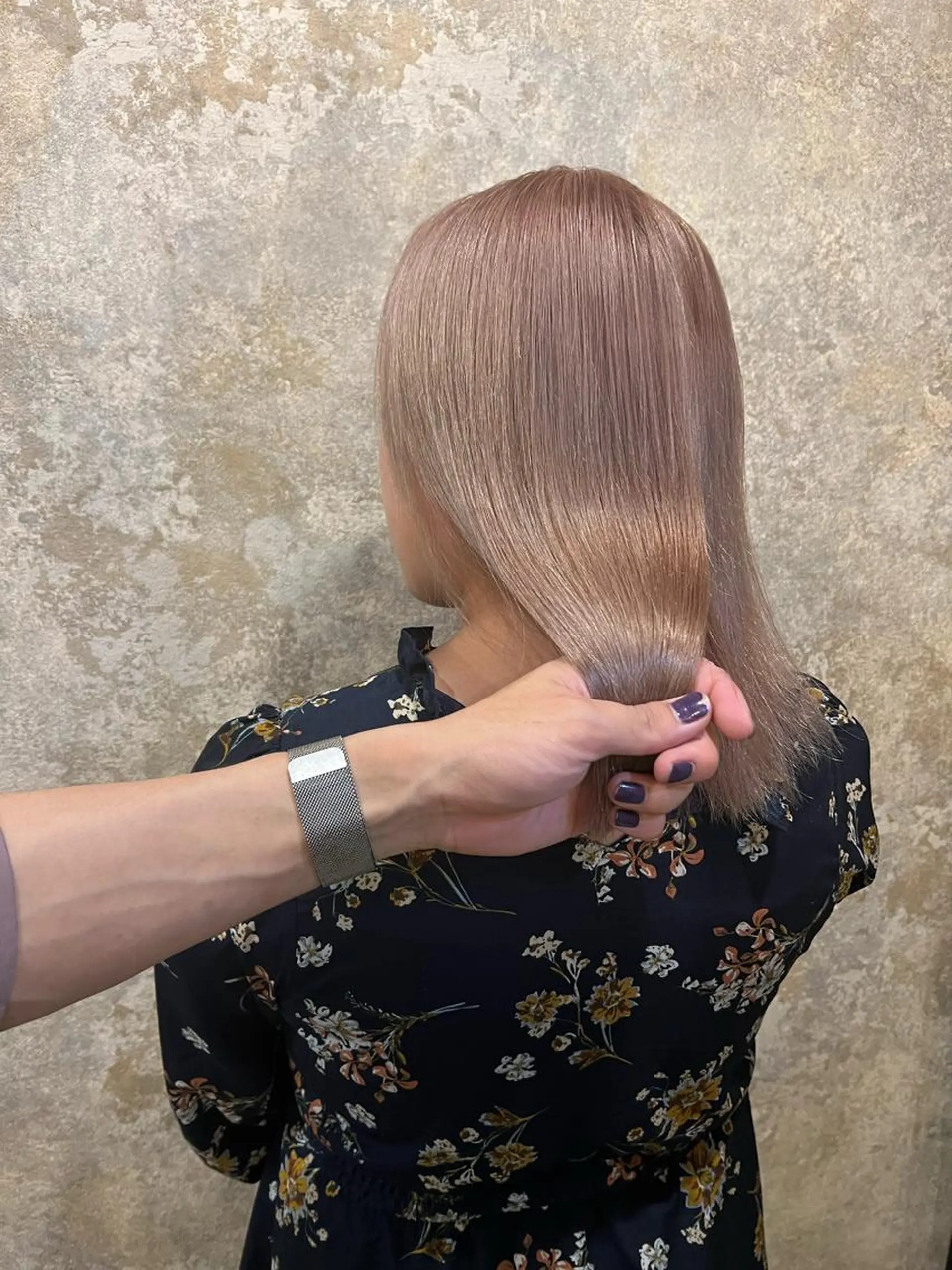 ミディアム ヘアカラー マテリアル 中央駅店のヘアスタイル