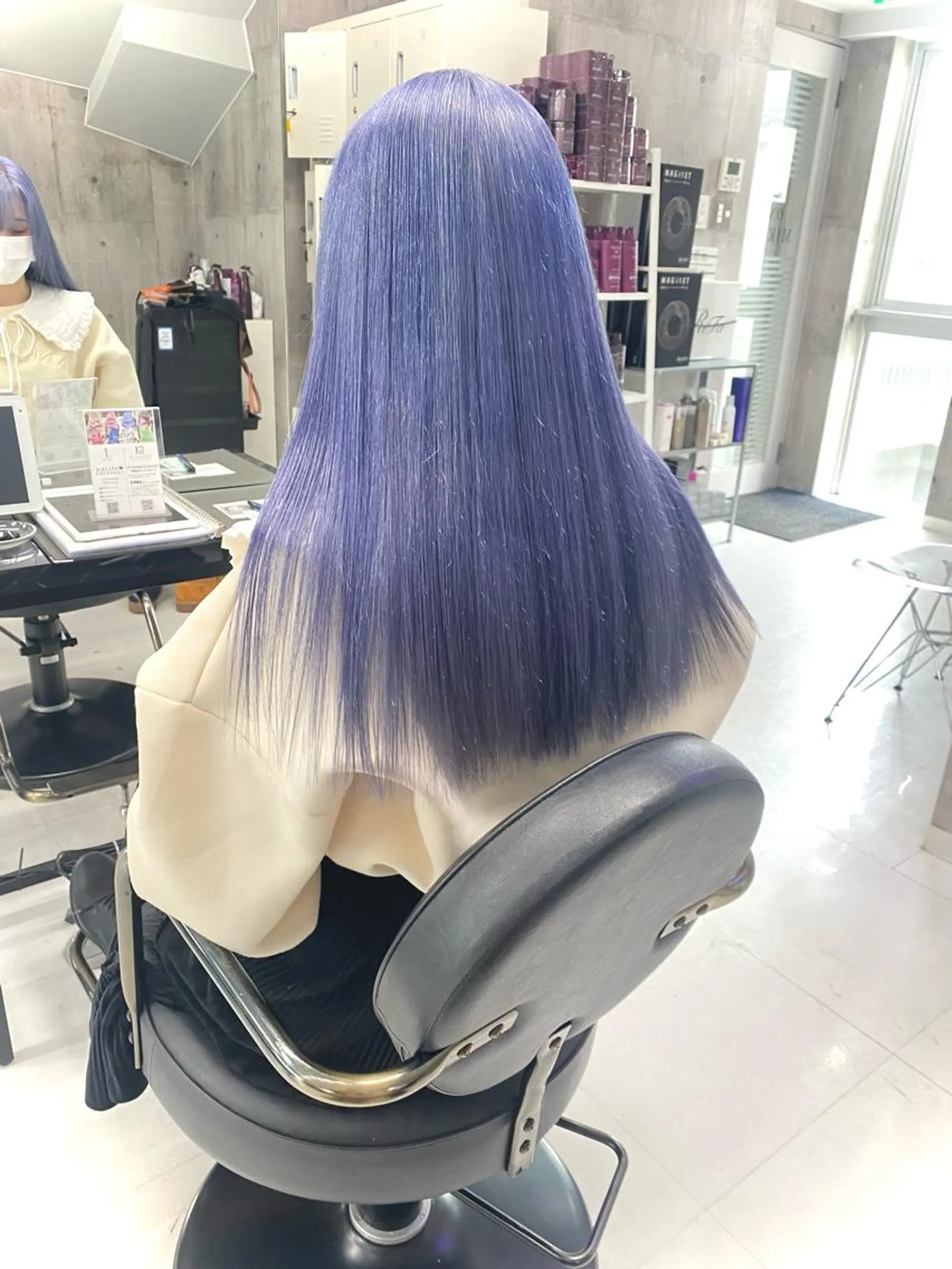 ロング ハイトーン×エクステ 💞くるみのヘアスタイル