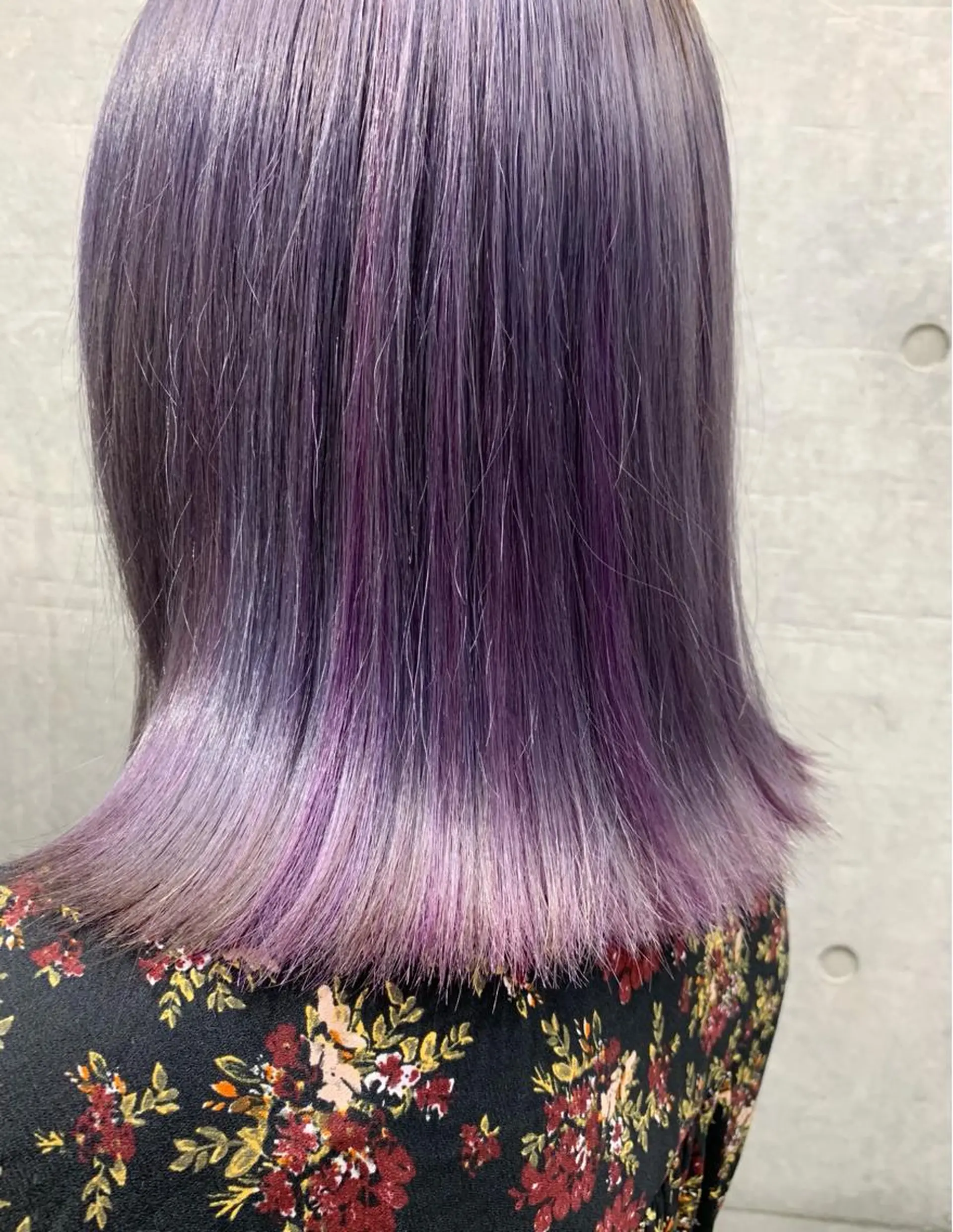 ミディアム カラー アッシュ ブリーチ ブルーカラー ブルーアッシュ ケアブリーチ ヘアカラー トリートメント THE./ブリーチ 透感カラー/髪質改善のヘアスタイル