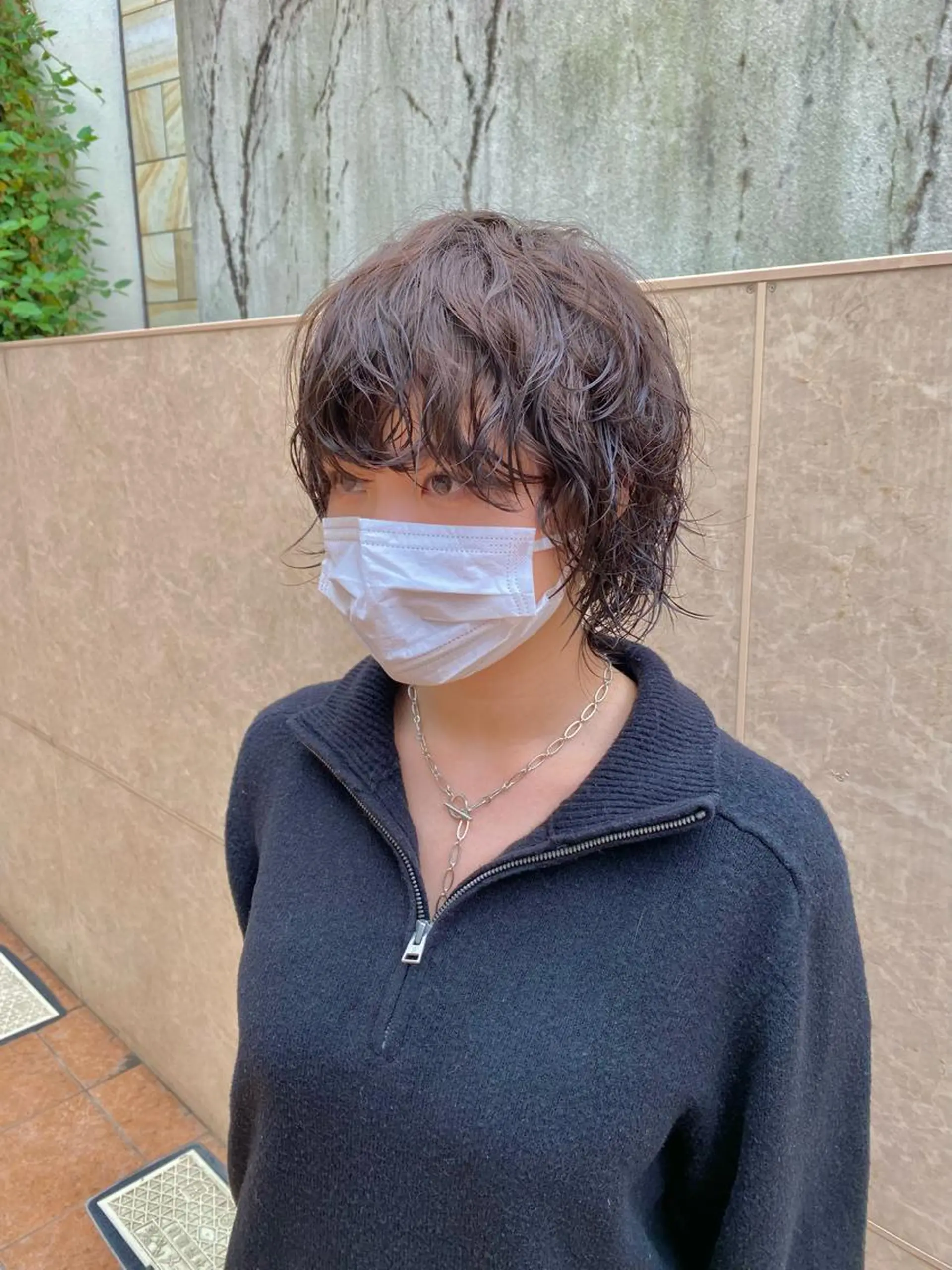 ミディアム パーマ ミディアムパーマ ウルフカット カット パーマ ボブ/縮毛矯正/ レイヤー/塚田のヘアスタイル