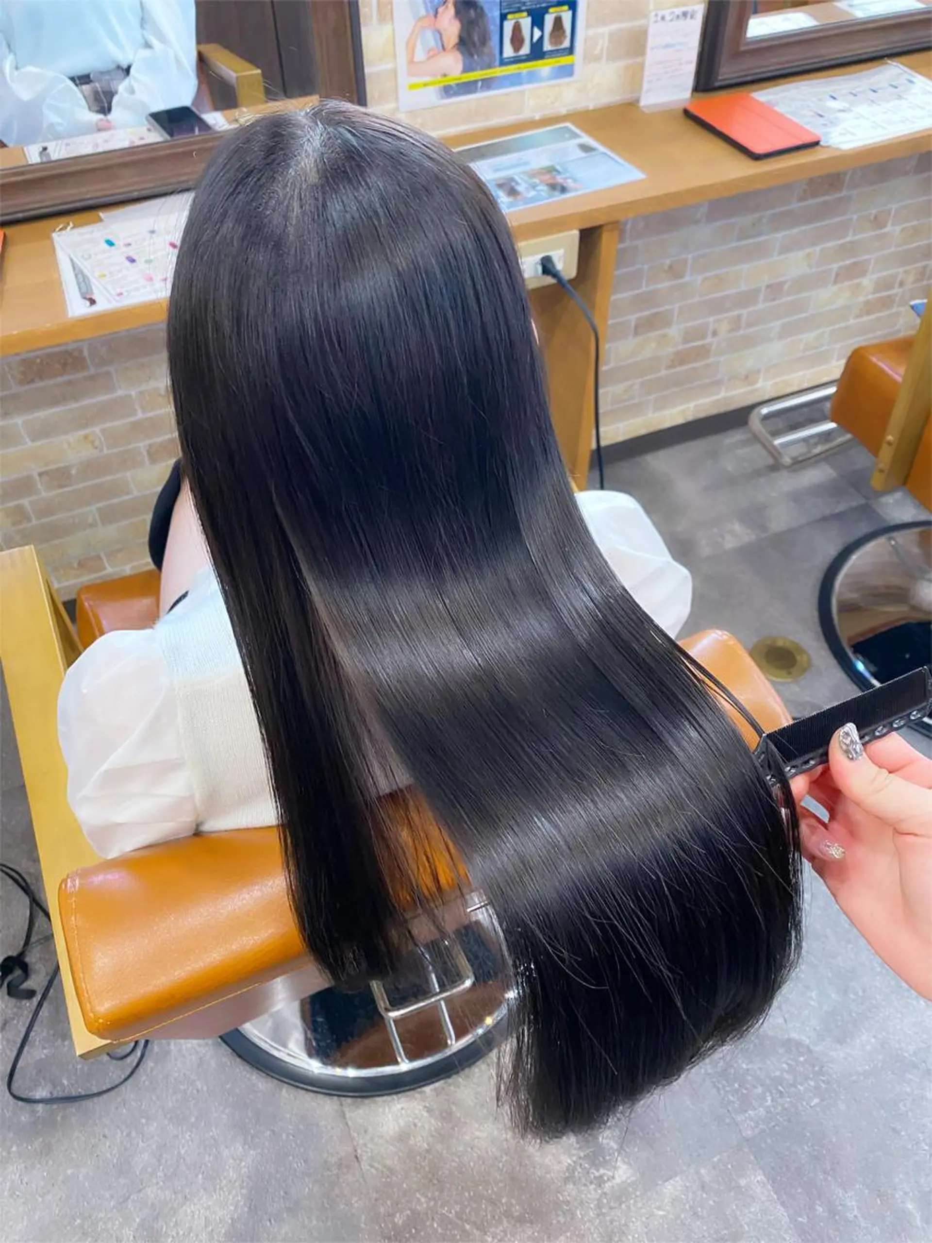 ロング 髪質改善 🤍erikaのヘアスタイル