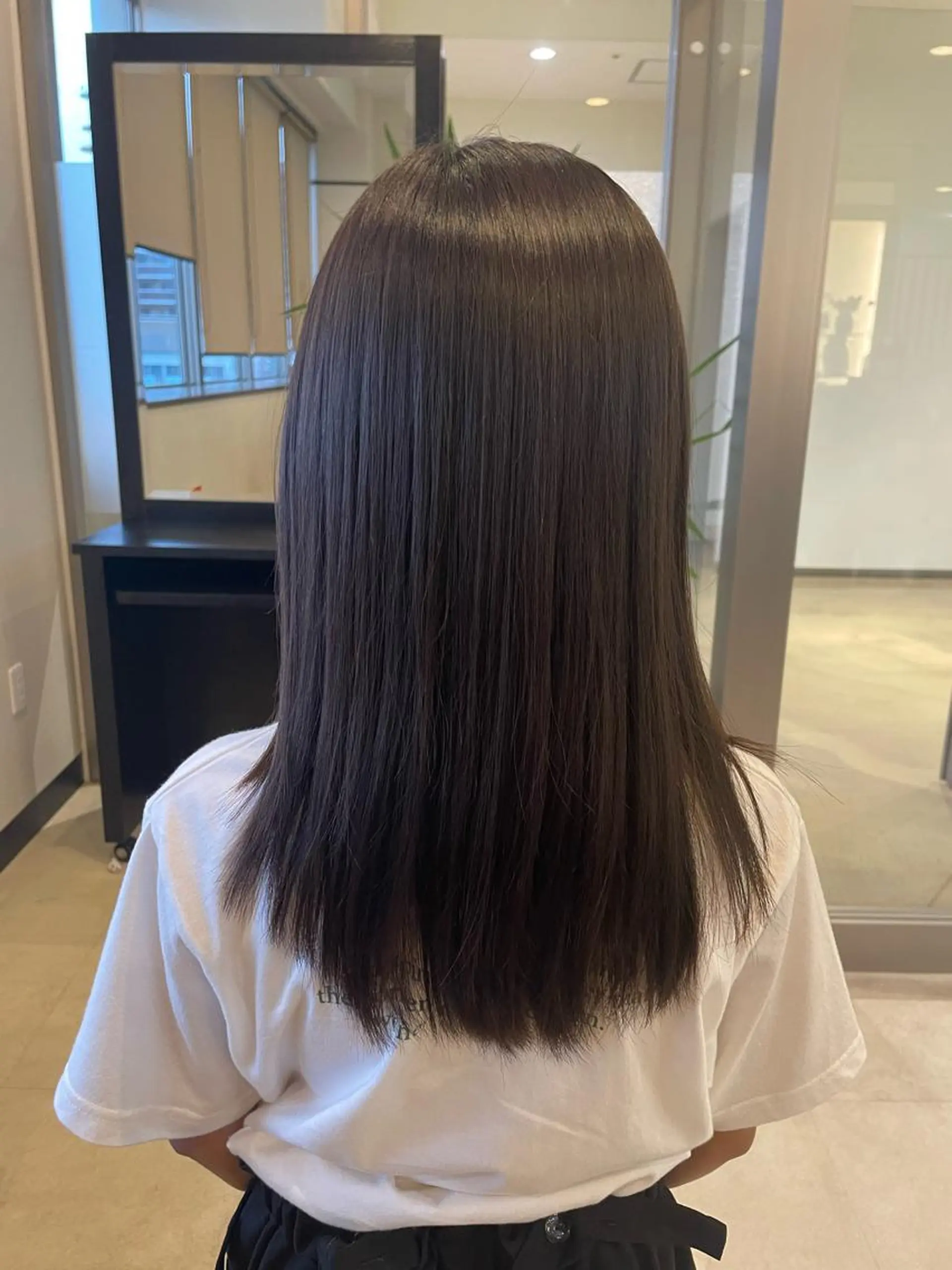 ミディアム 学生 中尾 唯音名のヘアスタイル