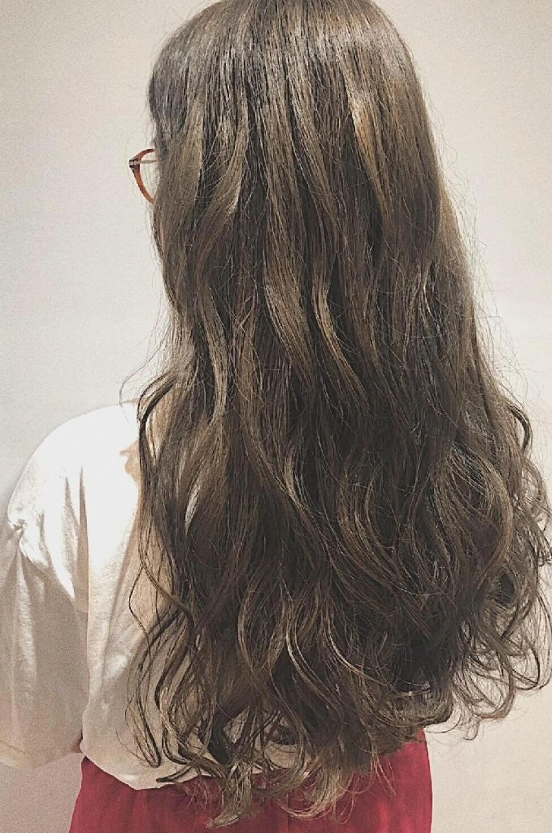 ロング カラー ハイライトカラー ハイライト Laissez Deuxのヘアスタイル