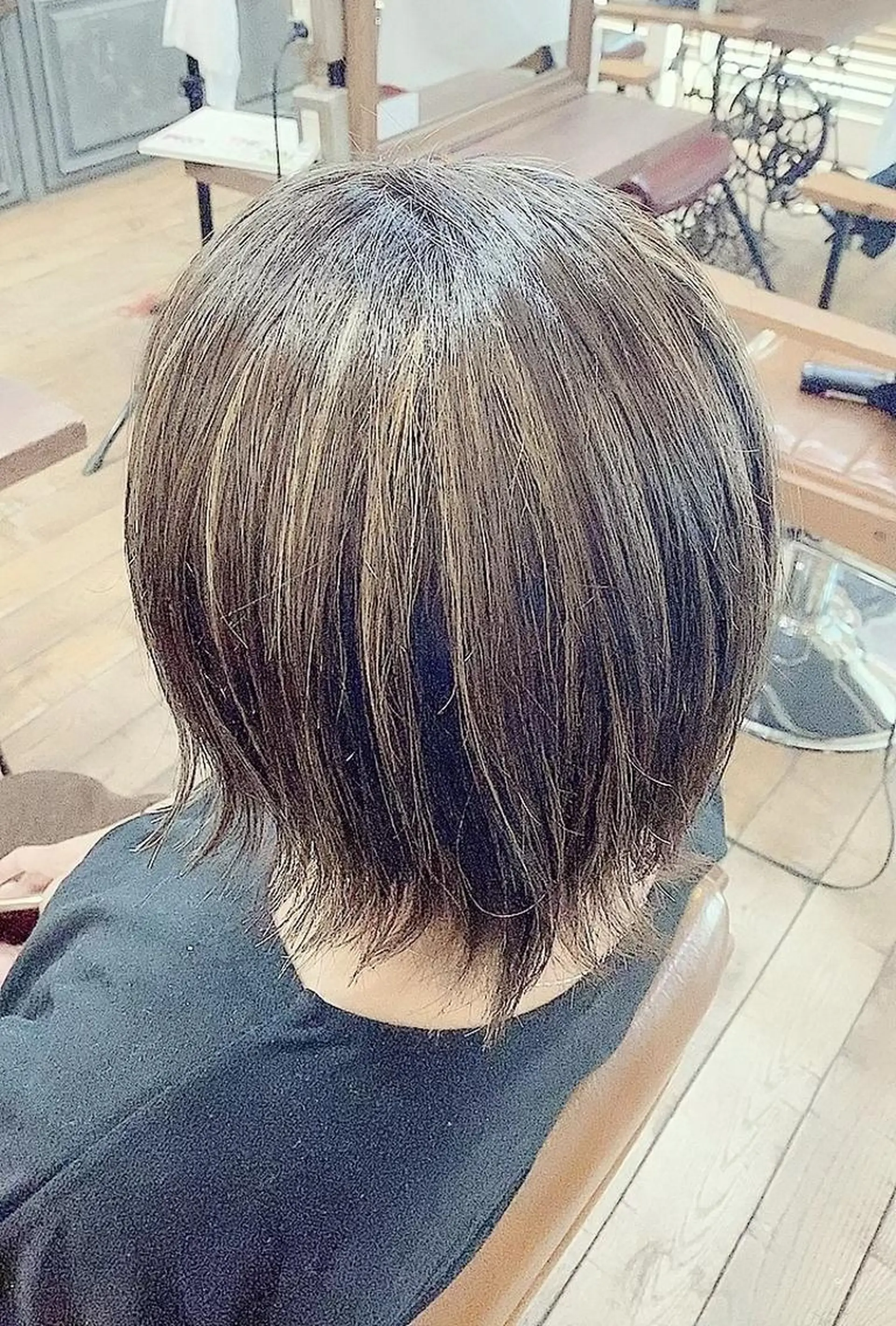 ショート カラー ヘアアレンジ アッシュ バレイヤージュ ベージュカラー ブリーチ ブルーカラー 國分 伸也のヘアスタイル