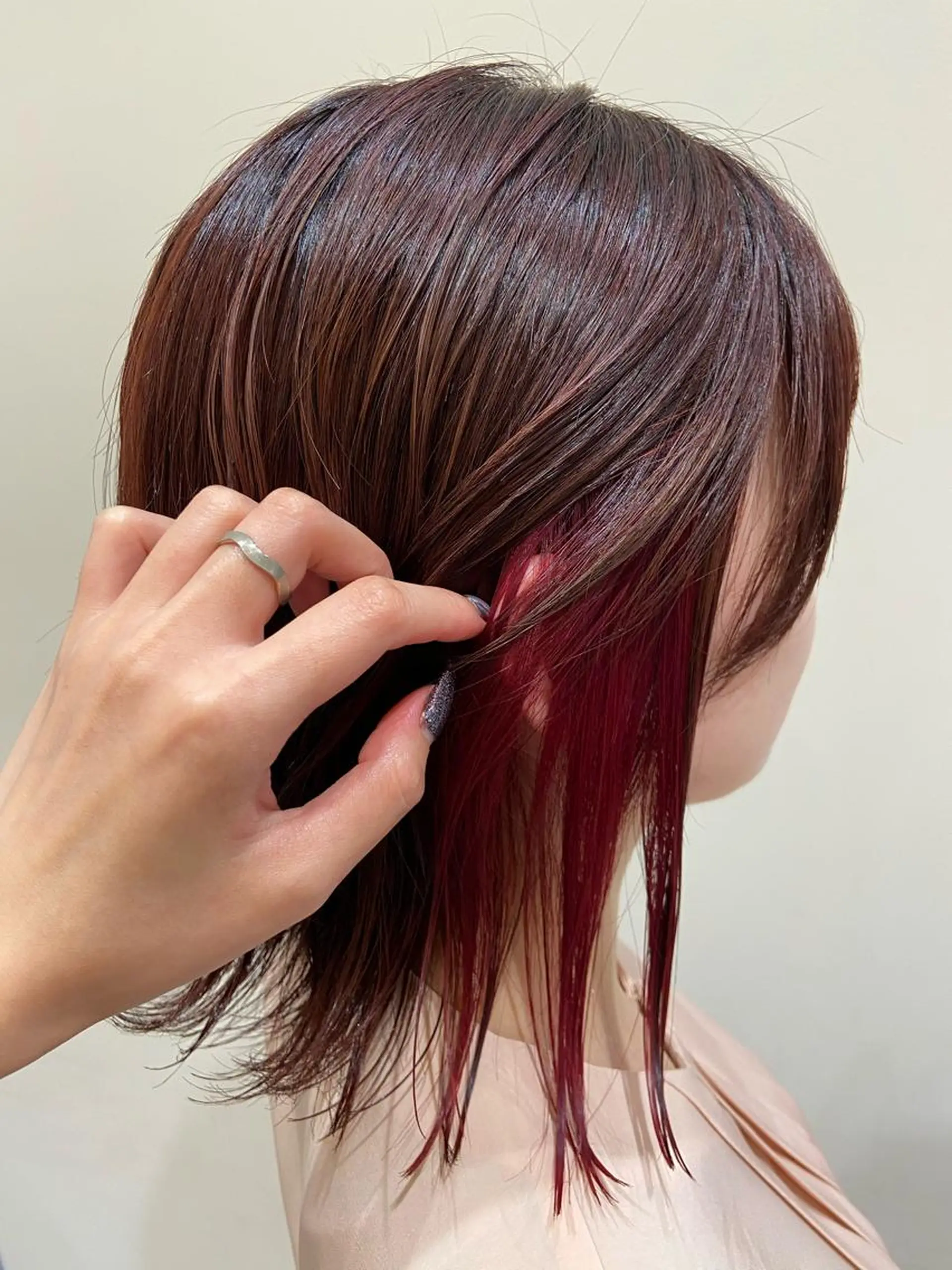 ミディアム ヘアカラー Amour なぐらのヘアスタイル