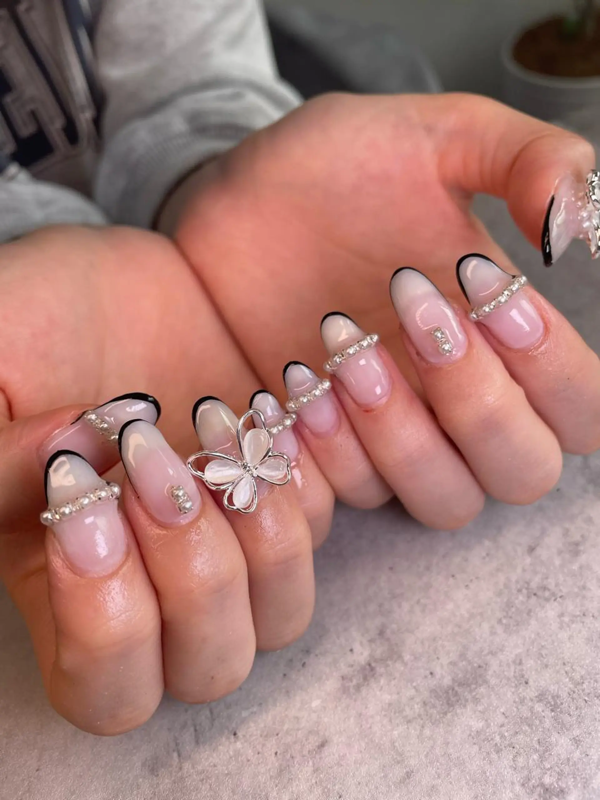 ネイル ハンドネイル YOUTH nails waxing所属・YOUTH natsumiのネイルデザイン