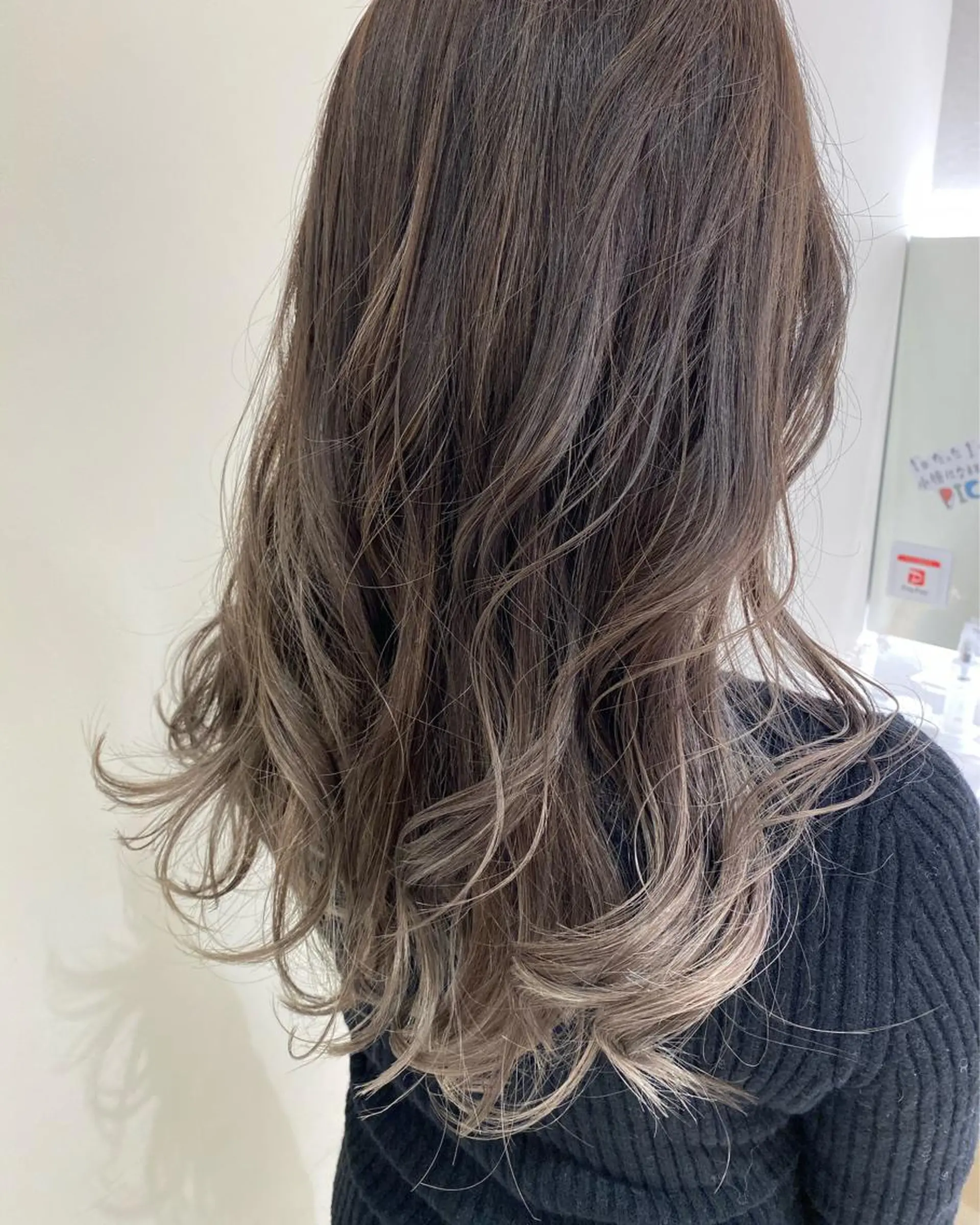 セミロング カット ヘアカラー marju銀座 マージュギンザのヘアスタイル
