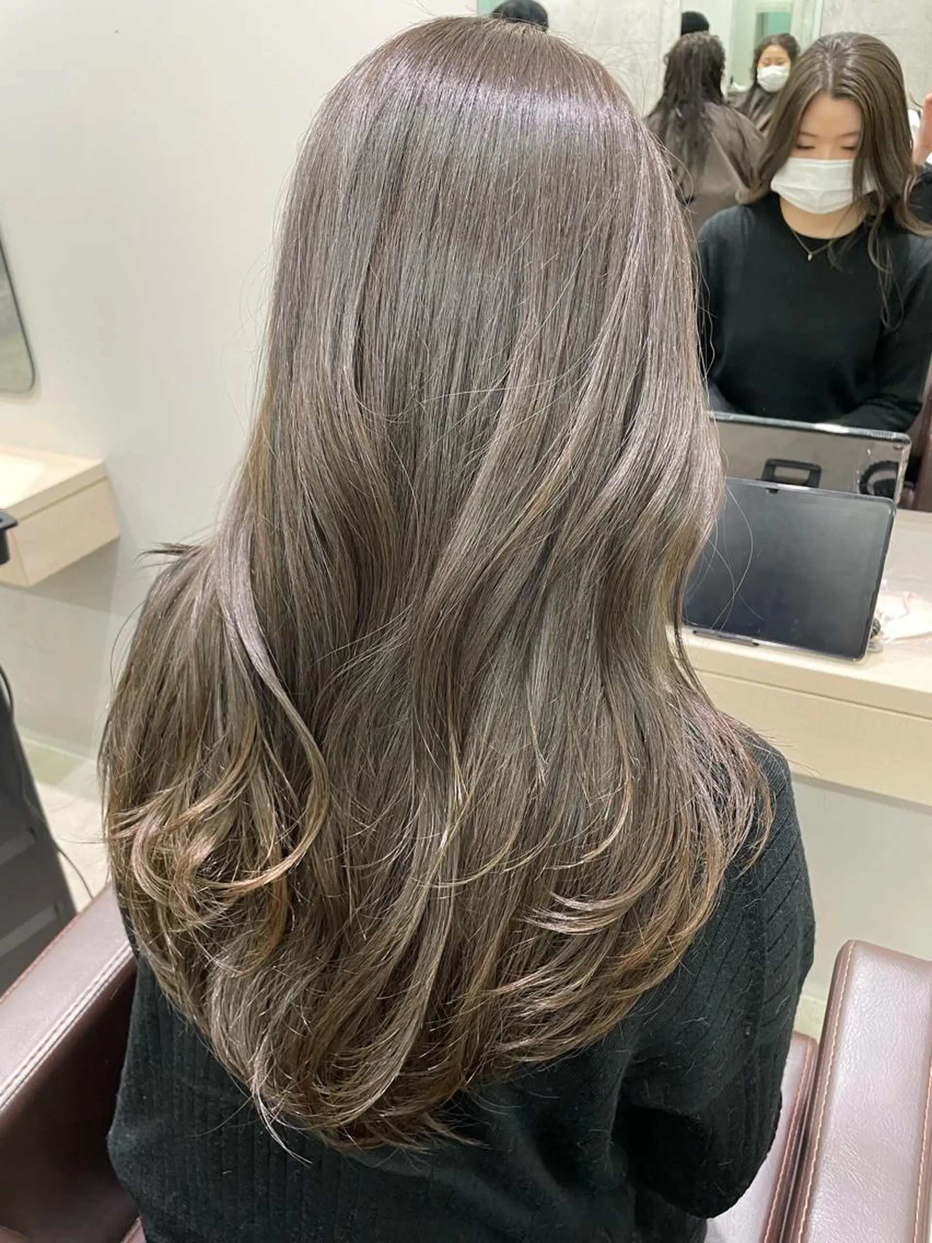 ロング カラー ボブ 髪質改善 トリートメント カット ヘアカラー パーソナルカラー 藤本夢のヘアスタイル
