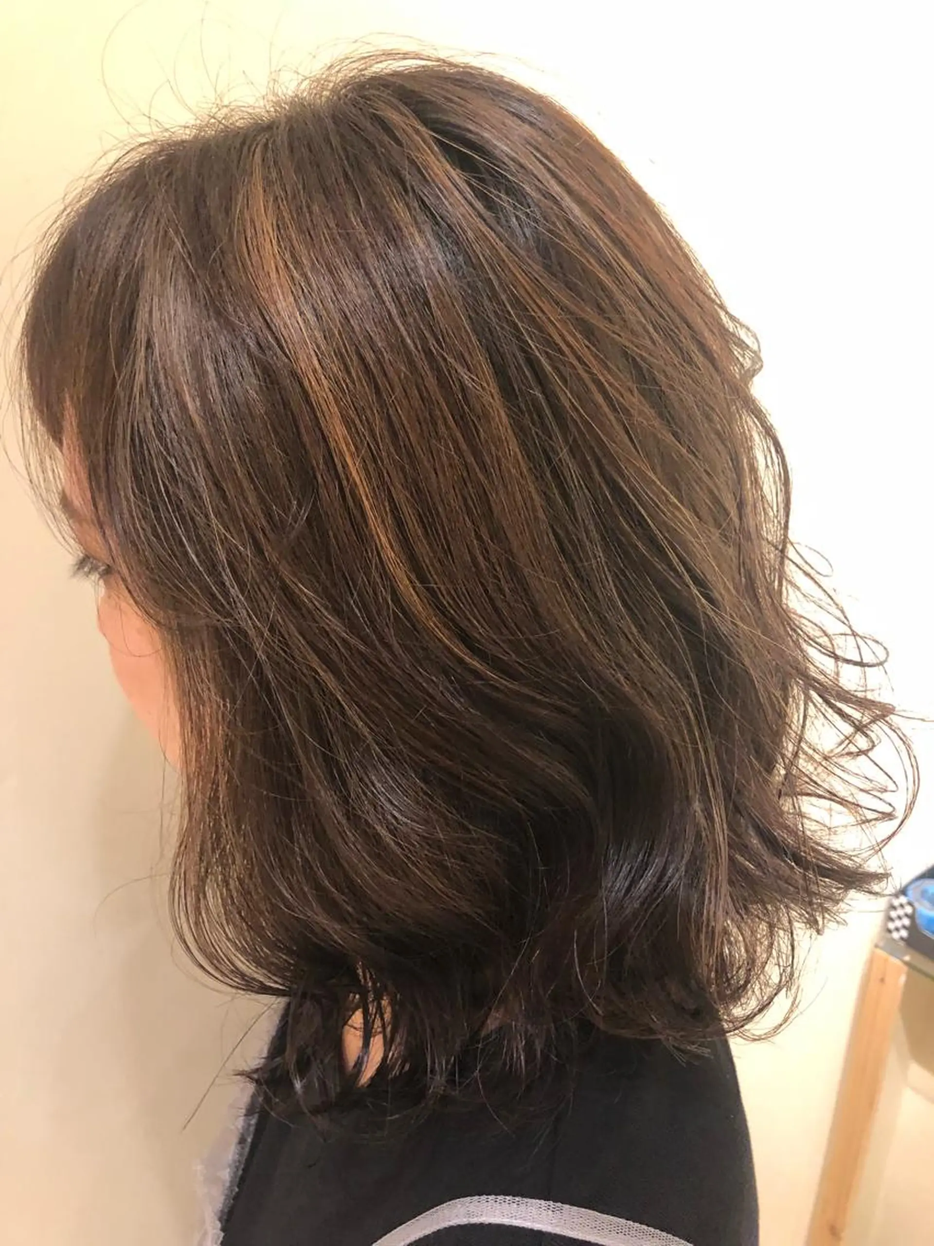 ミディアム カラー ハイライトカラー ハイライト 田上 (たのうえ)のヘアスタイル