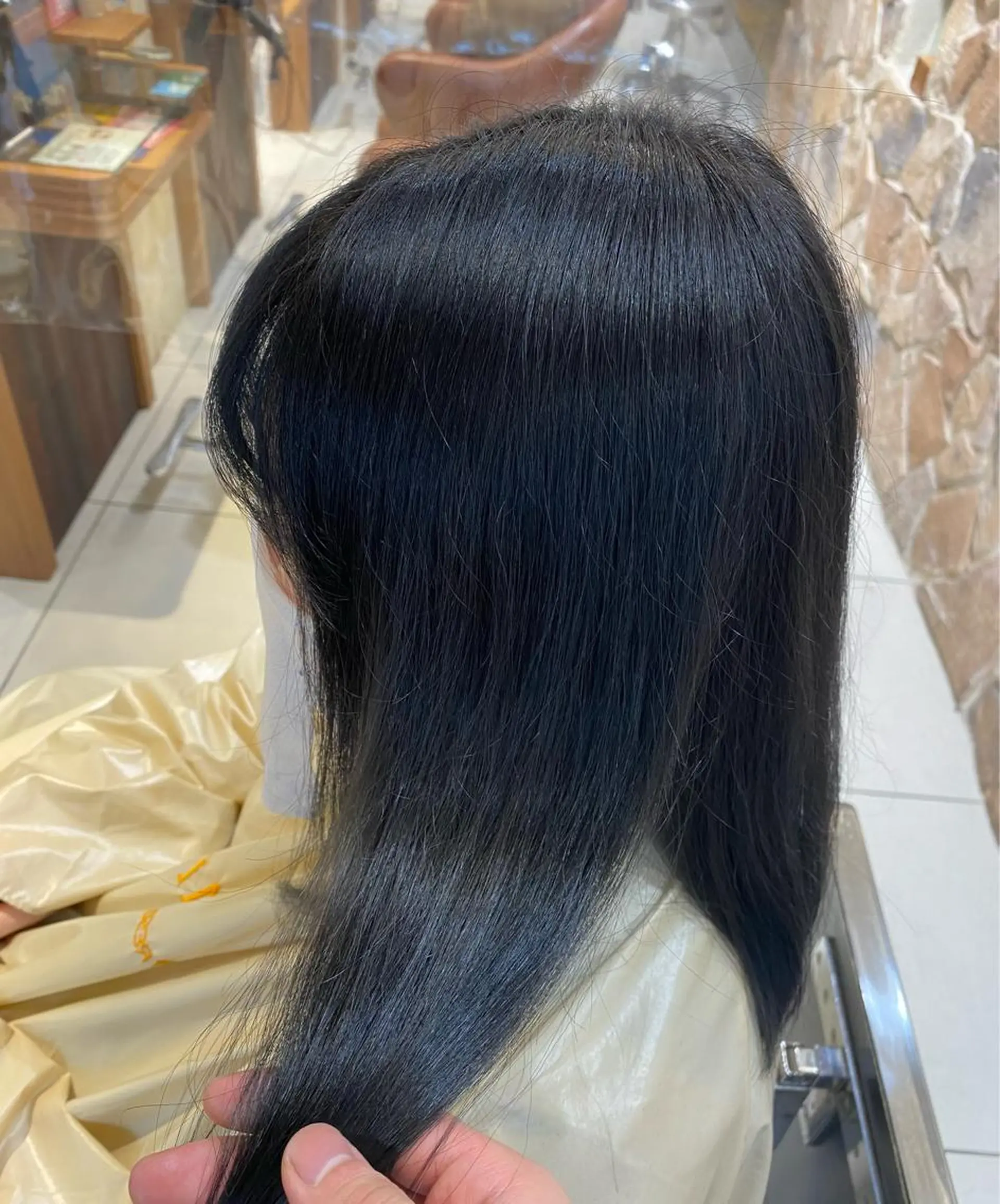 ロング カラー シャドウパーマ 石見のヘアスタイル