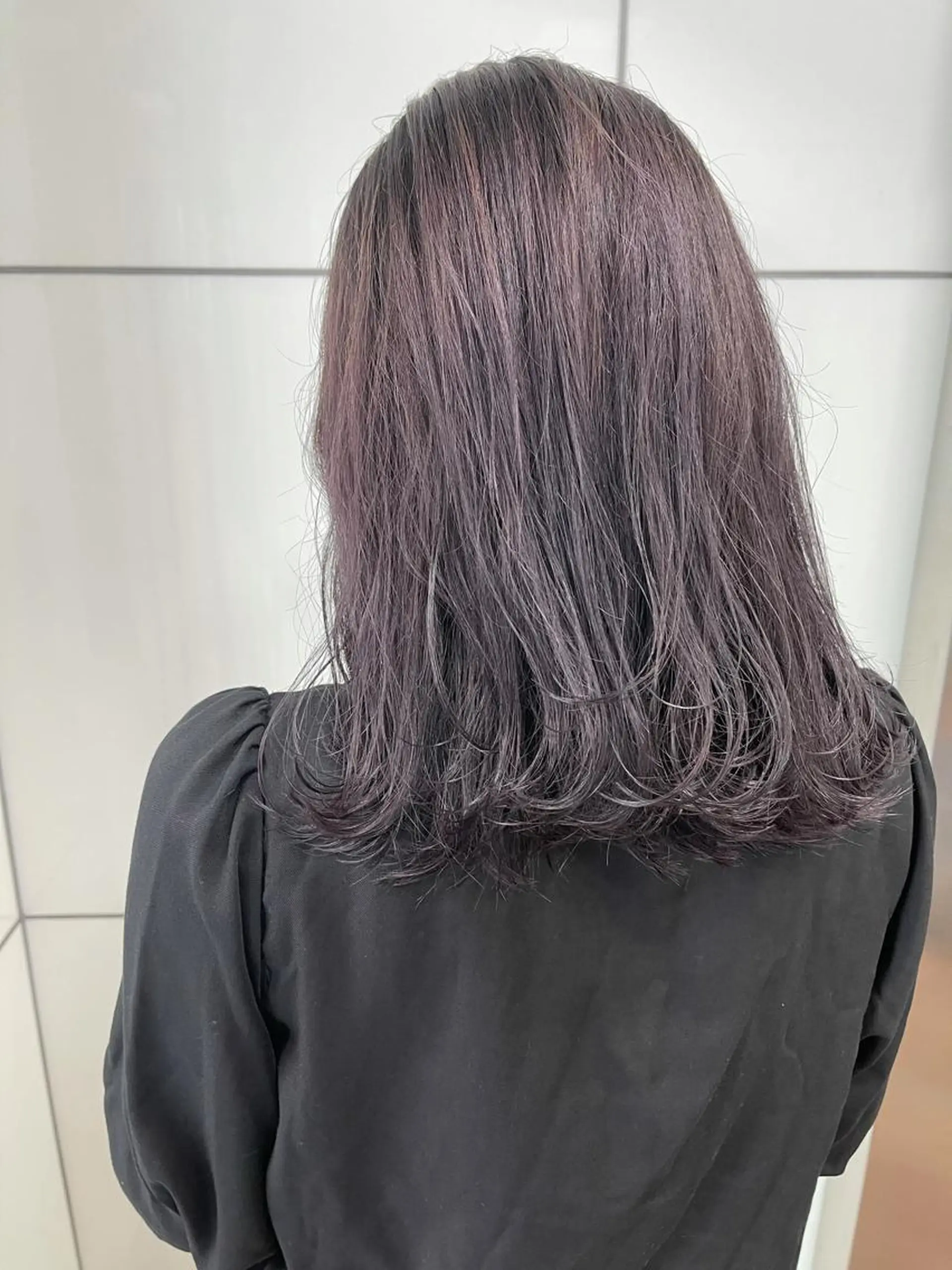 セミロング ヘアカラー トリートメント シンタニ ナオトのヘアスタイル