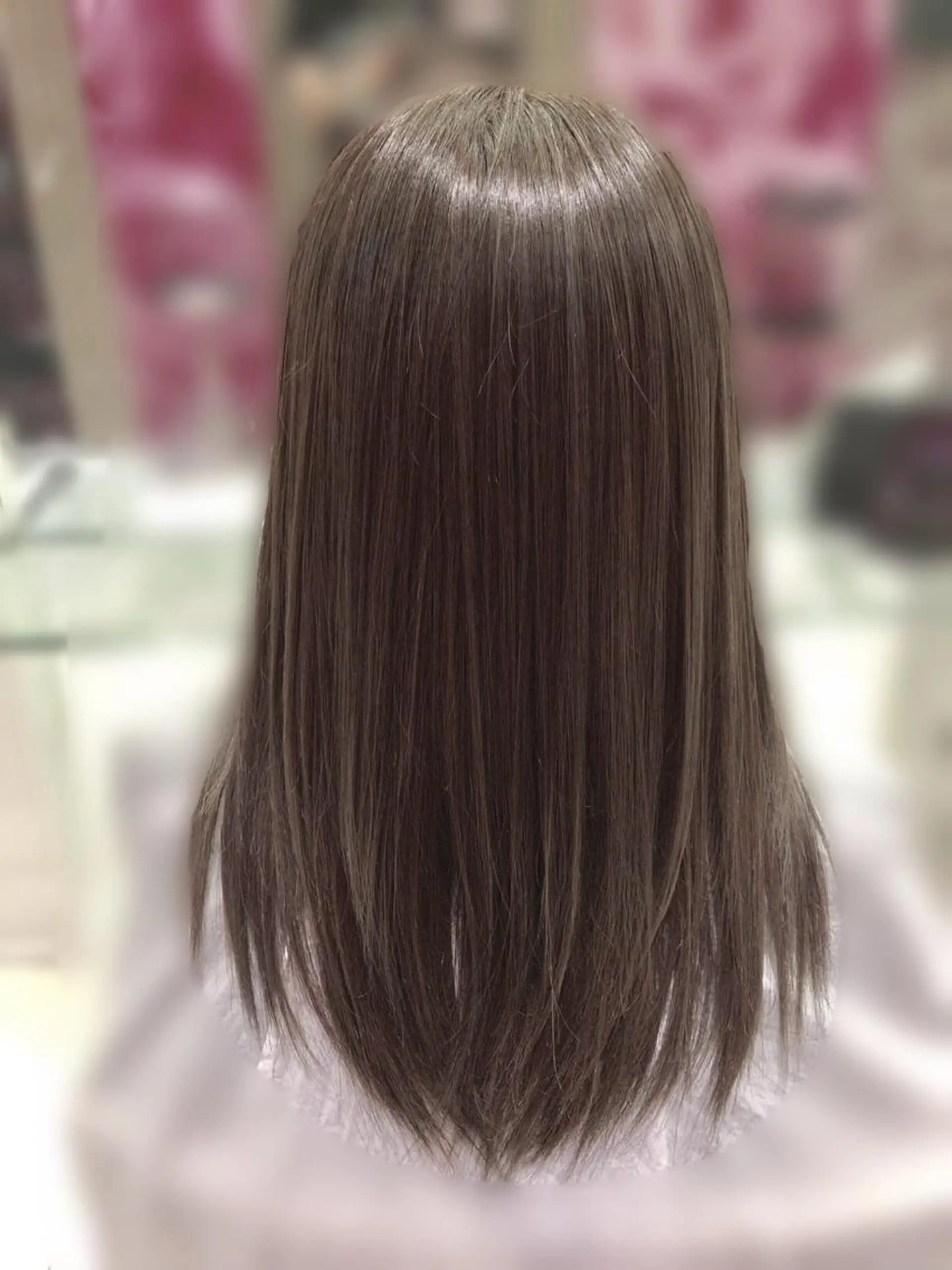 セミロング カラー ハイライトカラー ハイライト i-Dear -studio Kobe-所属・横野 孝志のヘアスタイル