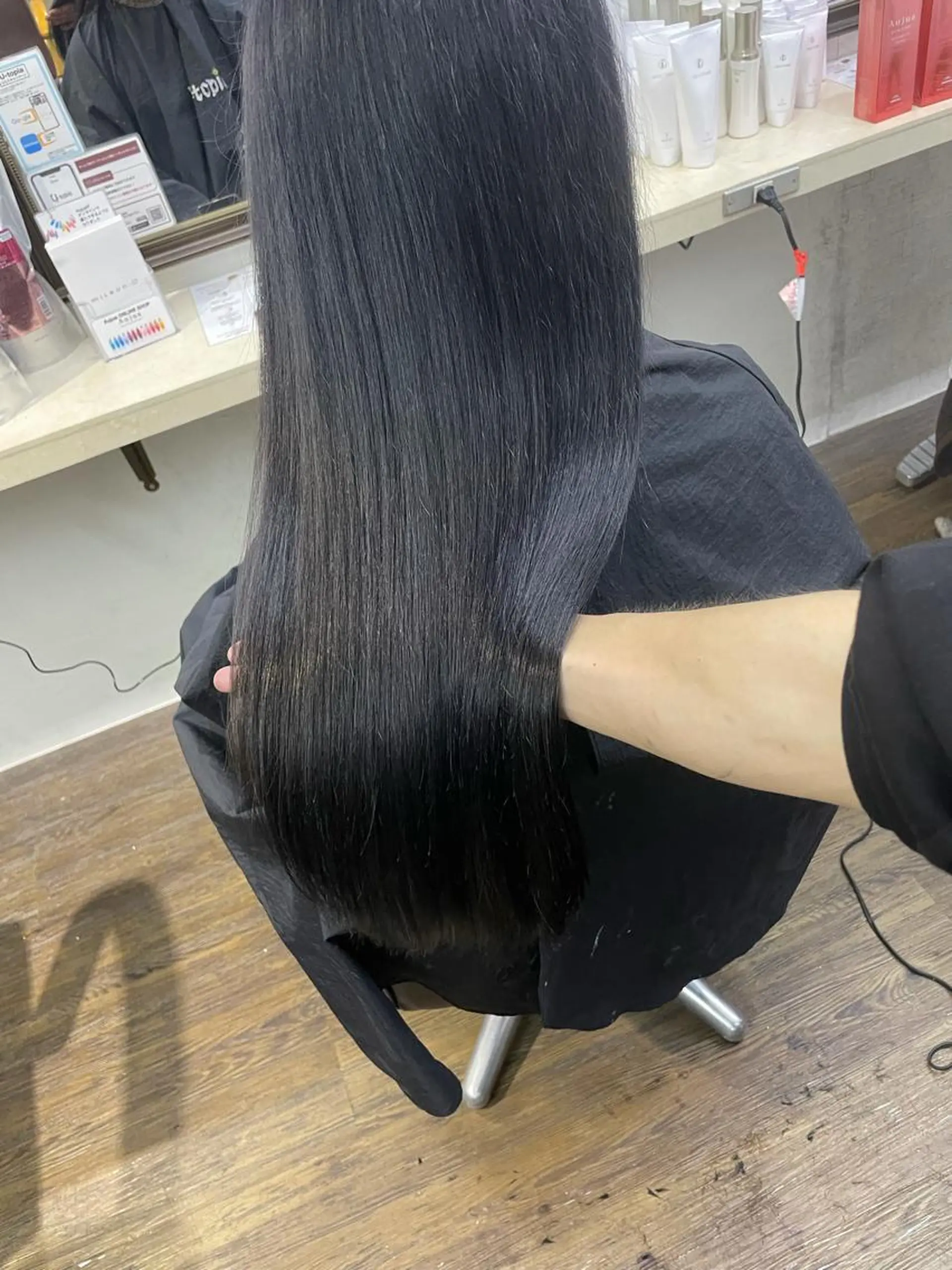 セミロング カラー ヒカ/外国人風 デザインカラーのヘアスタイル