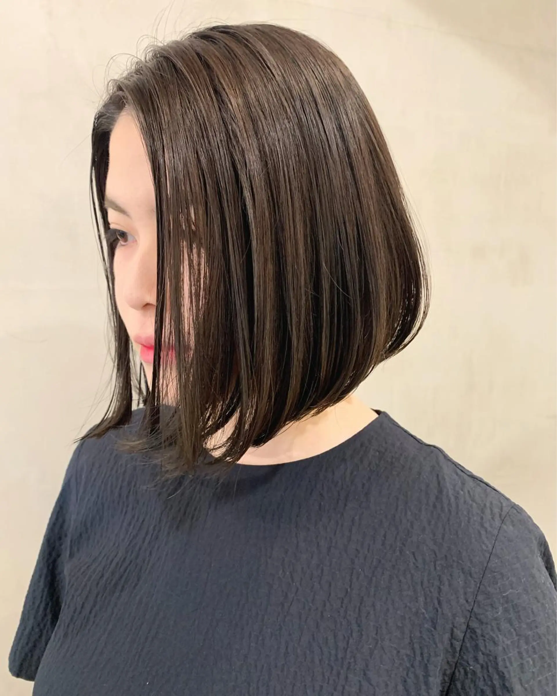 ミディアム カラー カット ヘアカラー トリートメント 優 作のヘアスタイル