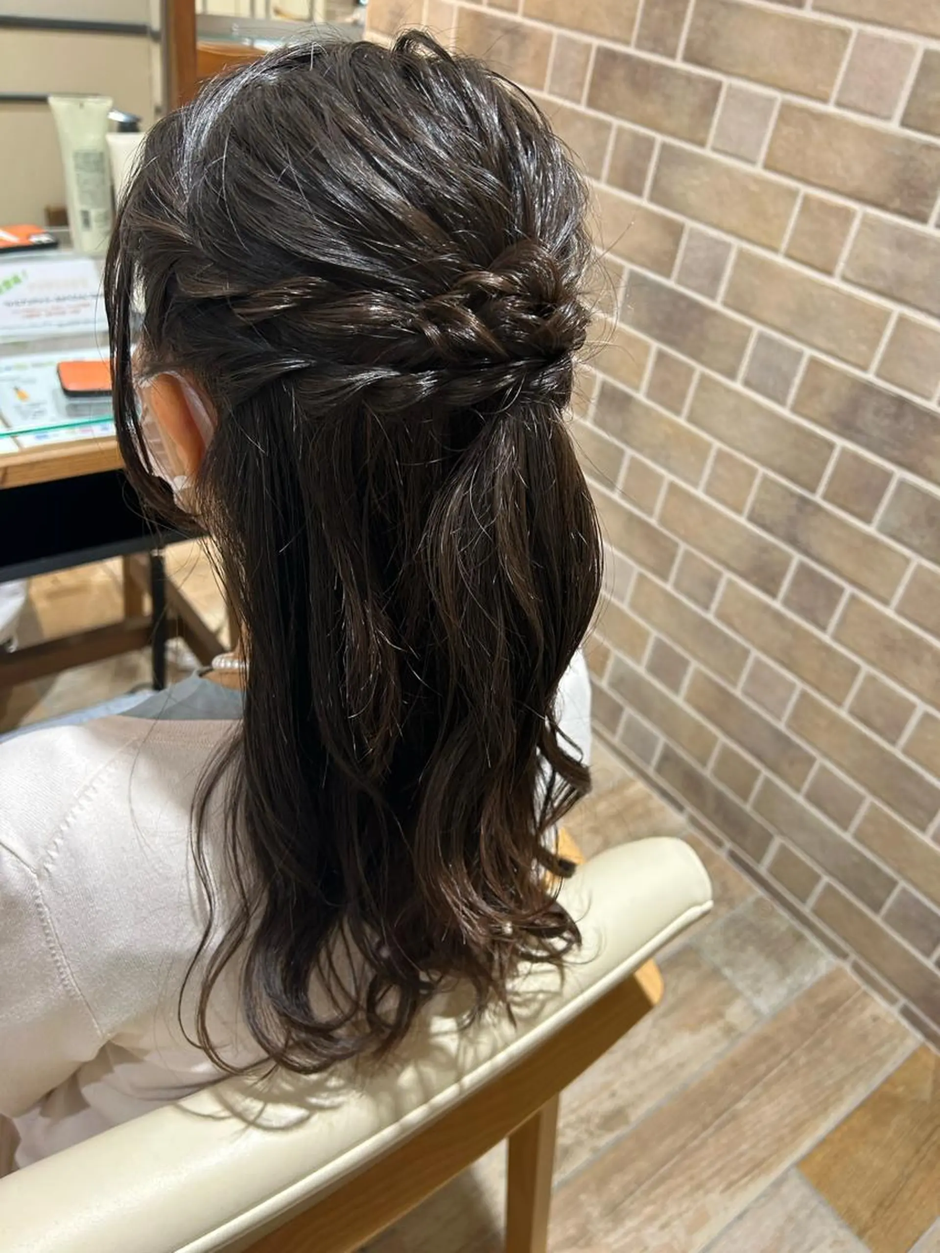 ヘアアレンジ ハーフアップ ヘアセット 須藤 向日葵のヘアスタイル