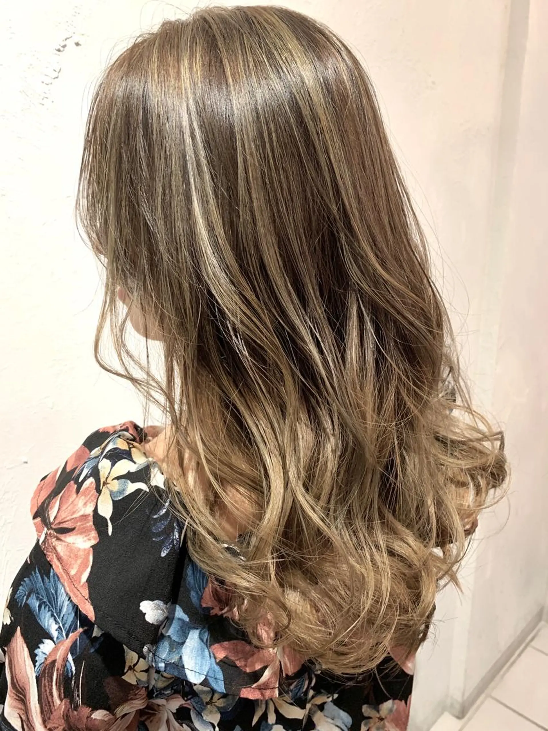セミロング カラー ヘアカラー トリートメント 水戸内原🐜 メンズ郡司裕紀のヘアスタイル