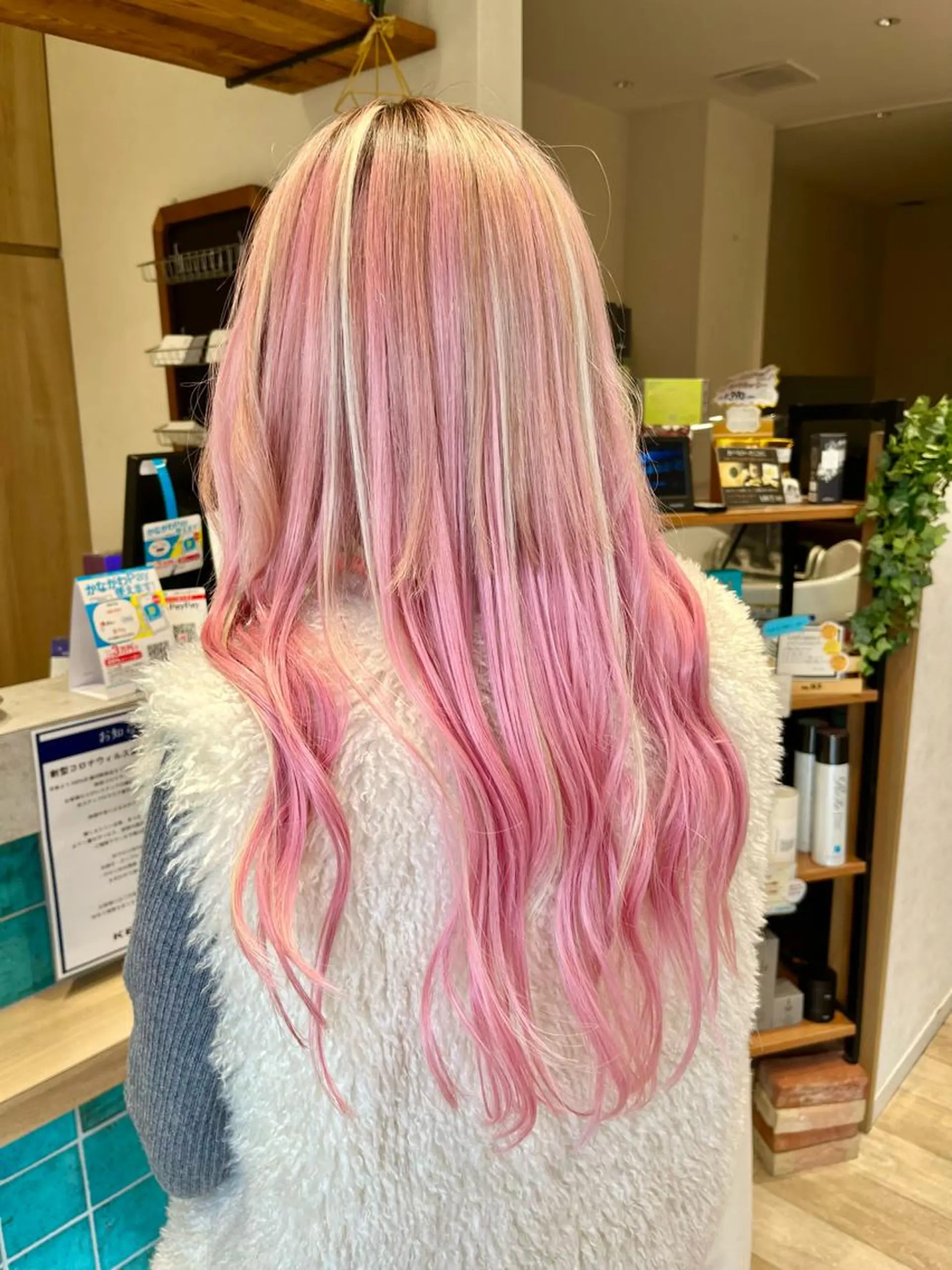 ロング レイヤーカット×艶髪 /Ayanaのヘアスタイル