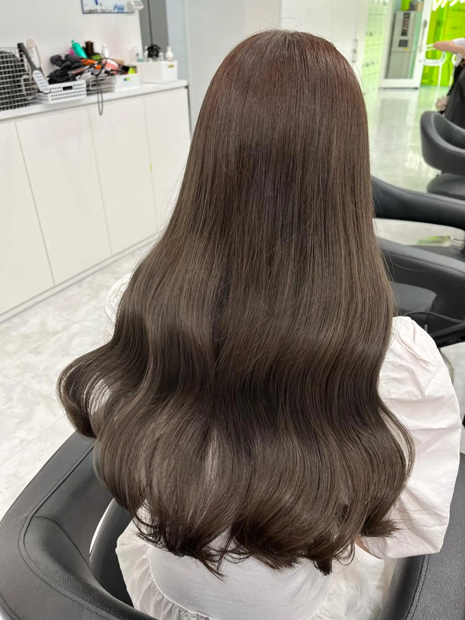 ロング チョコレートブラウン ピンクブラウン ピンクラベンダー 顔周りカット 髪質改善 ヘアカラー トリートメント ヘッドスパ 🤎MISAKI 艶髪モテカラー🤎のヘアスタイル
