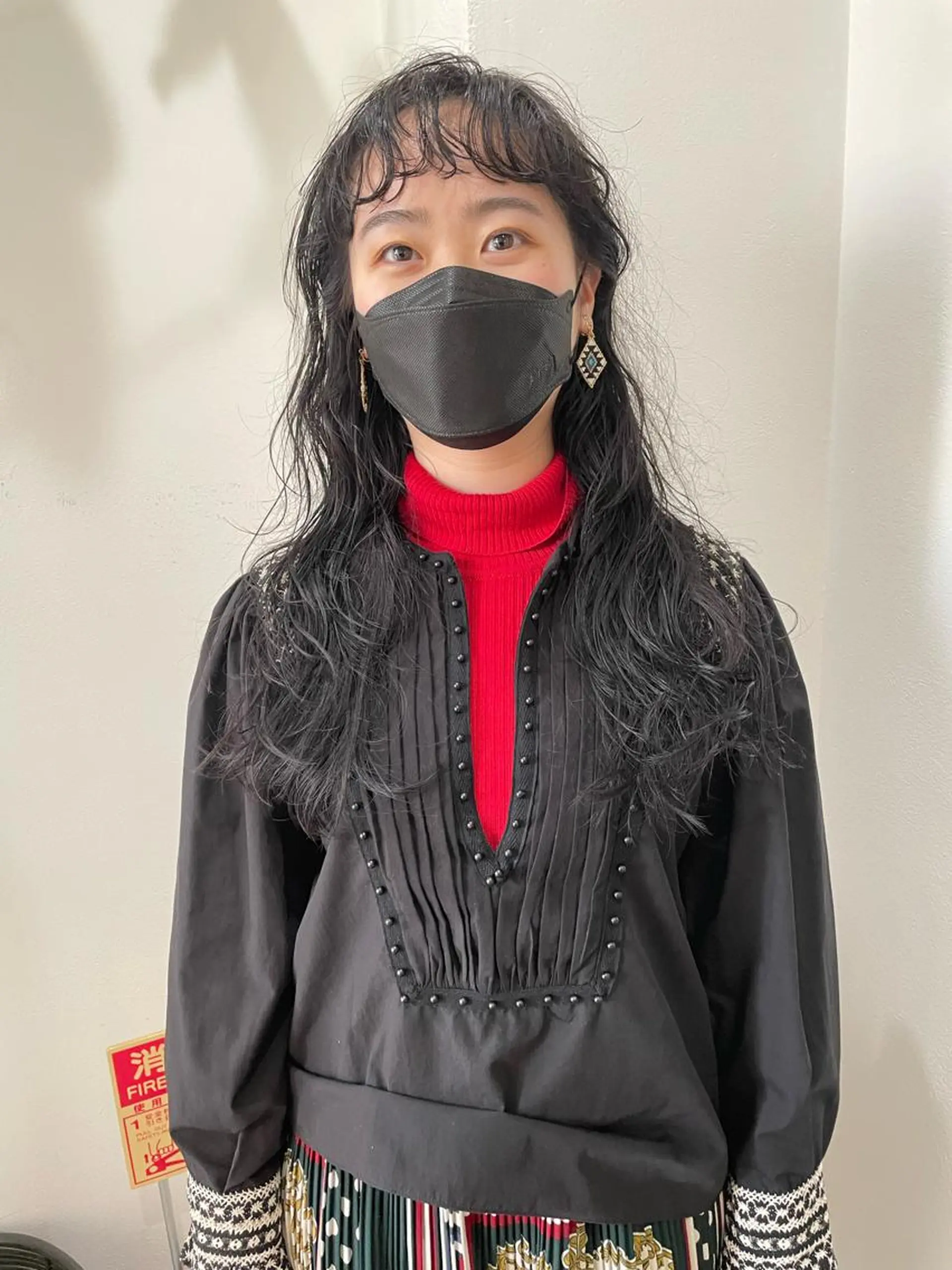 ロング パーマ ロング オン眉 ニュアンスパーマ カット パーマ トリートメント Loom.所属・村上雅人 ナチュラルモードのヘアスタイル